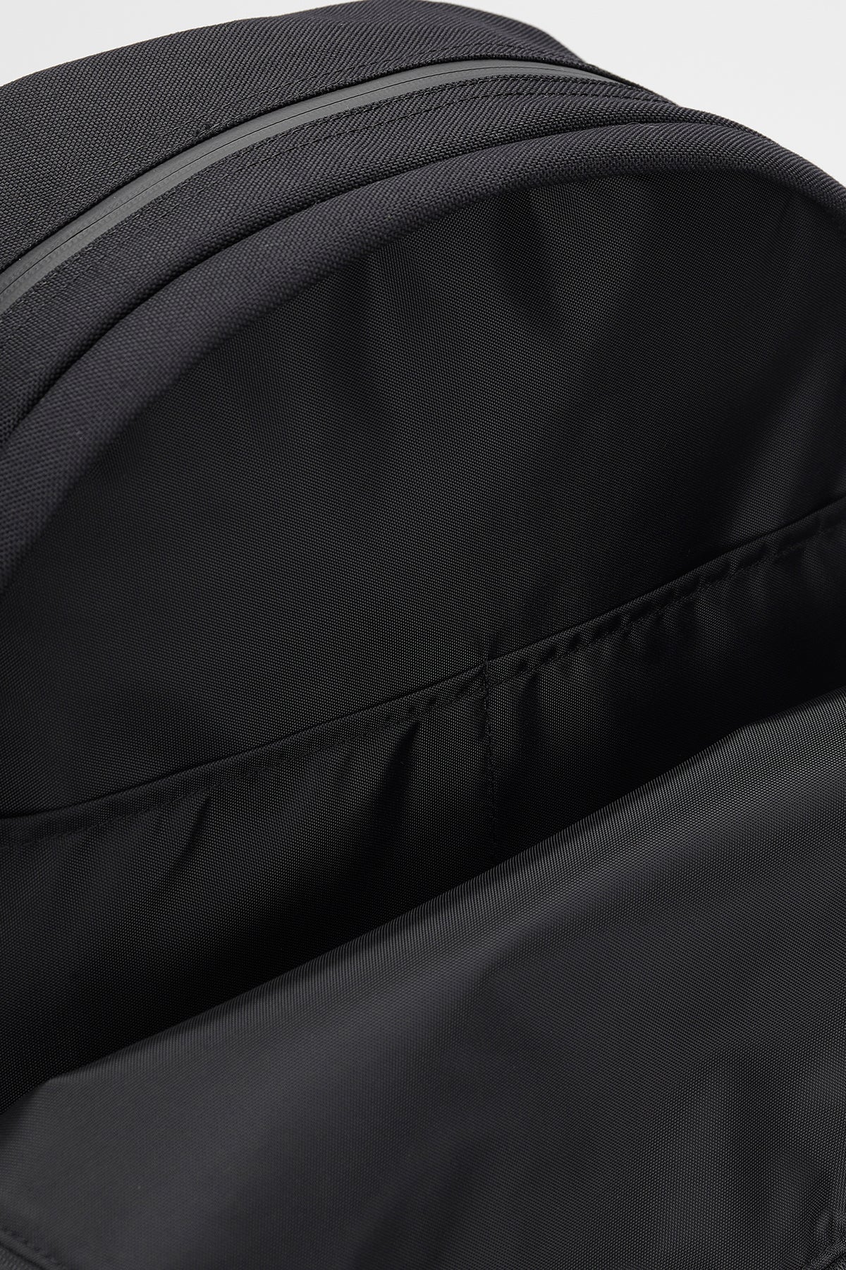 GROCERY CORDURA 32L DOUBLE POCKET DAYPACK/ BLACK