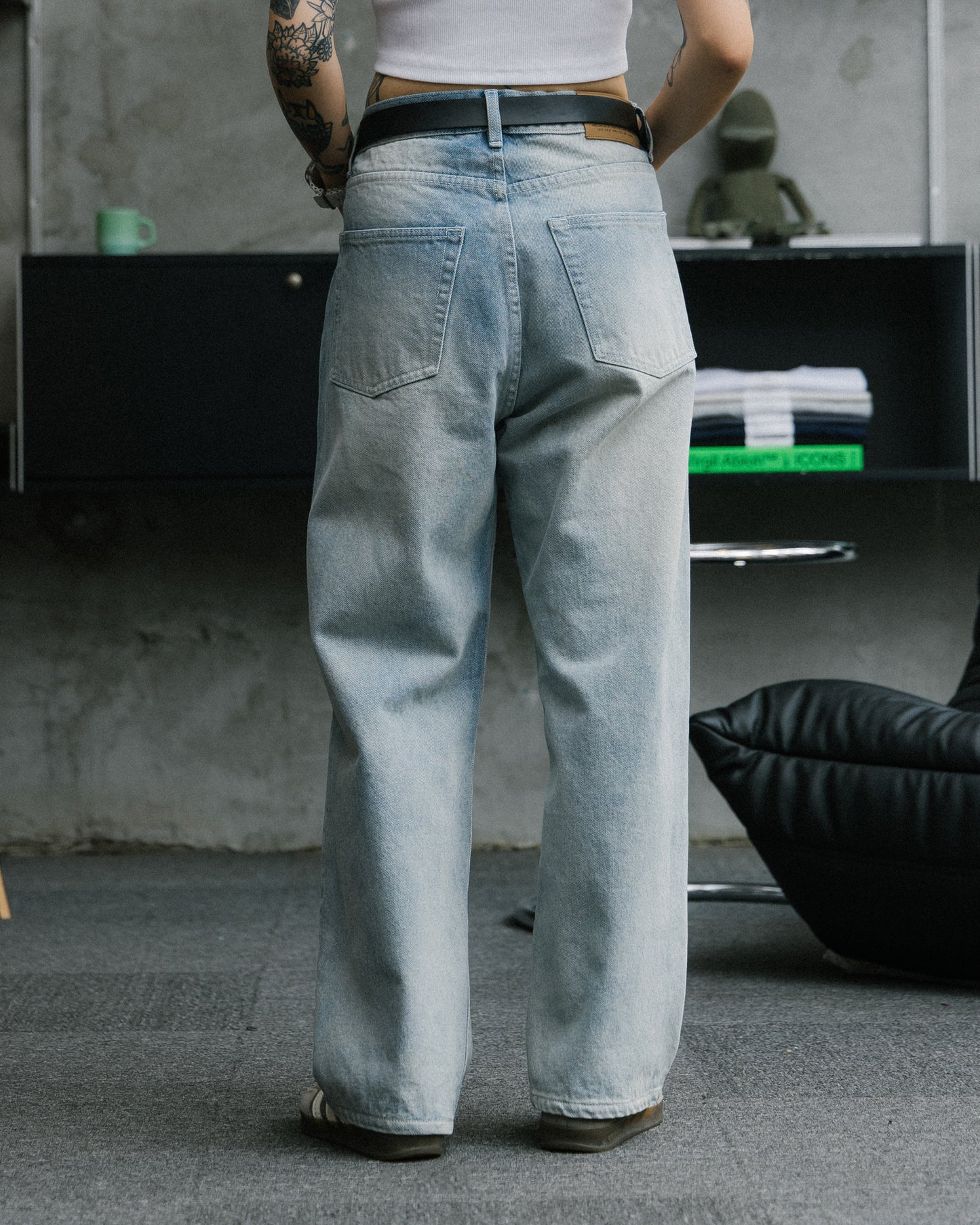 GROCERY WIDE LEG WASHED DENIM JEANS/ LIGHT BLUE