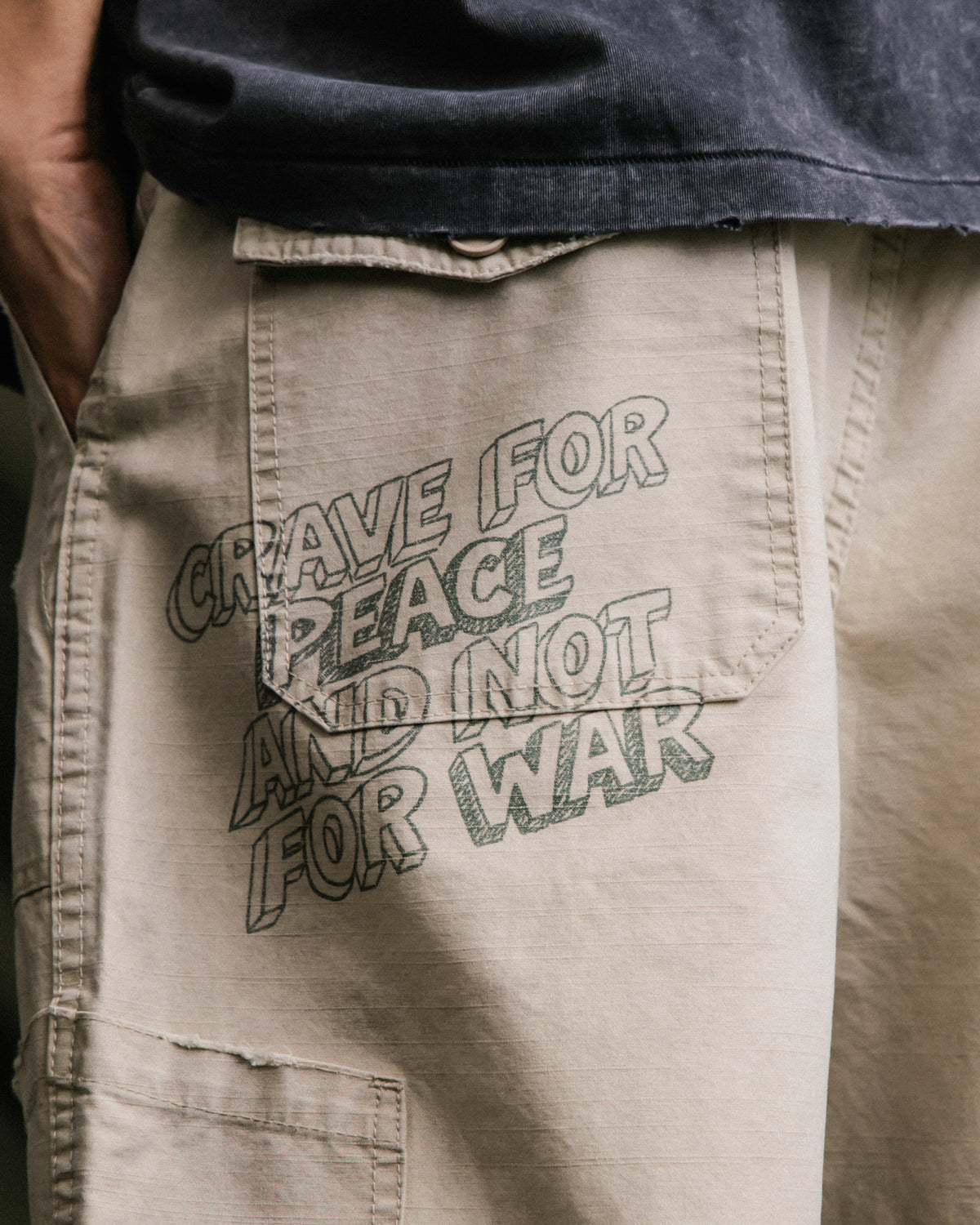 GROCERY HAND DRAWN GRAPHIC WASHED WIDE CHINO PANTS/ BEIGE