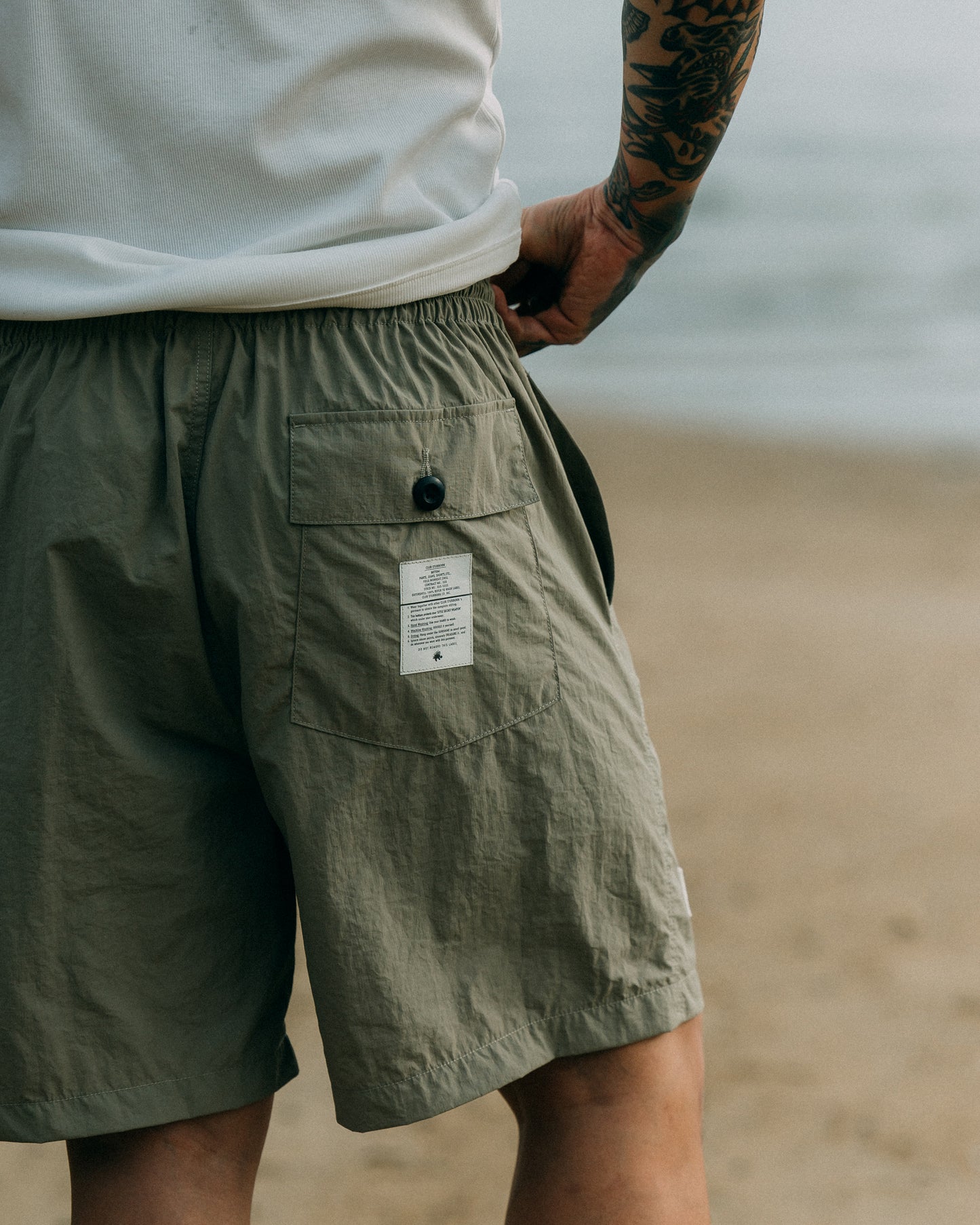 GROCERY x CLUB STUBBORN ULTRA SOUVENIR SHORTS/ HAWAII KHAKI