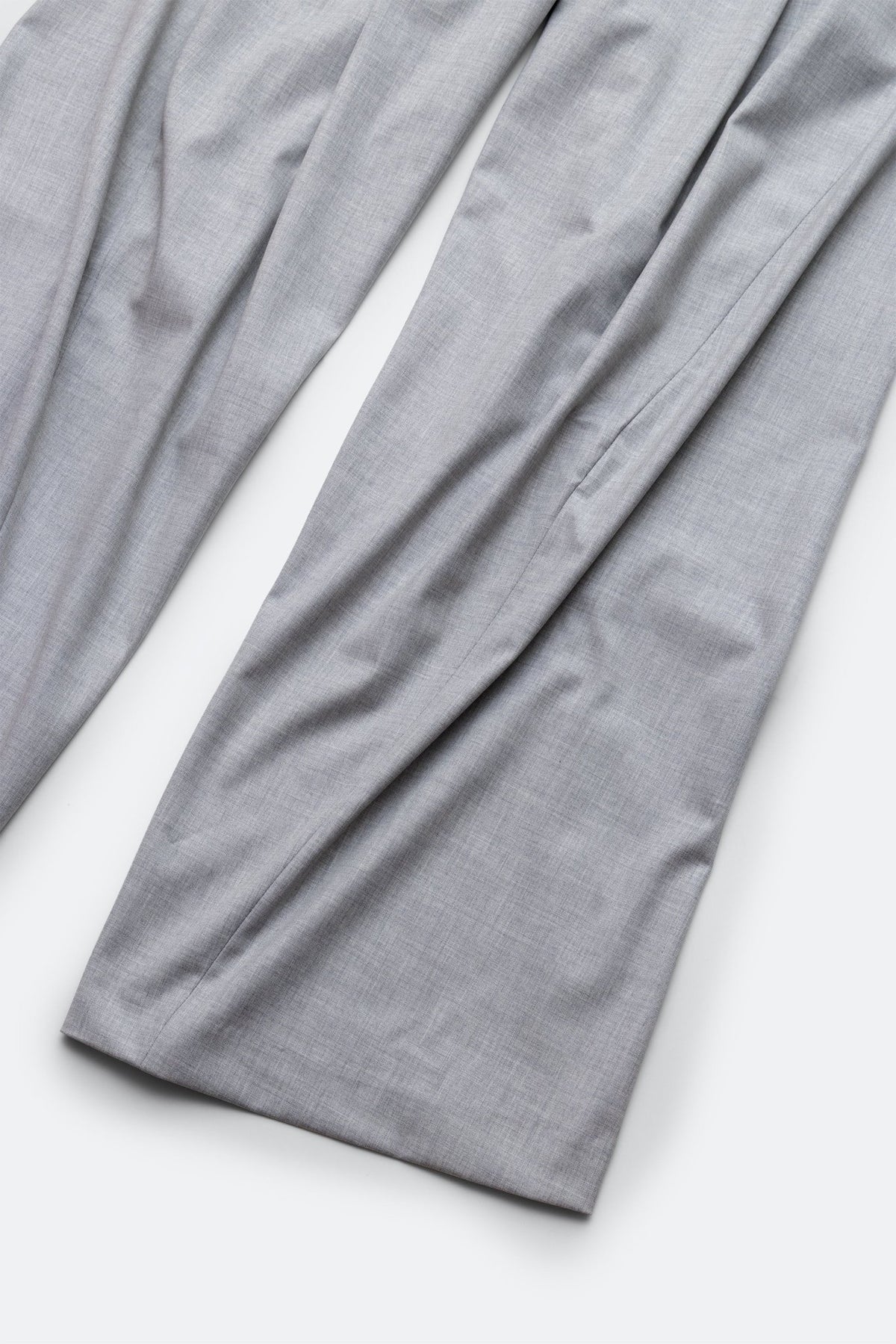 (empty) manual co. 3D tailored pants/ off grey - GROGROCERY
