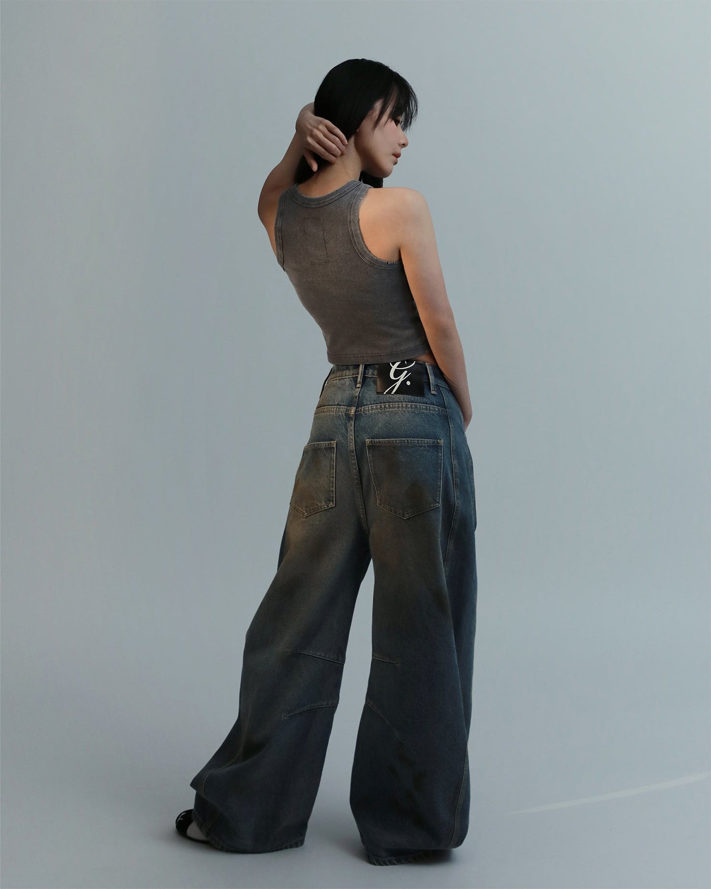 GROCERY DIRTY WASHED BARREL JEANS/ DARK WASH - GROGROCERY