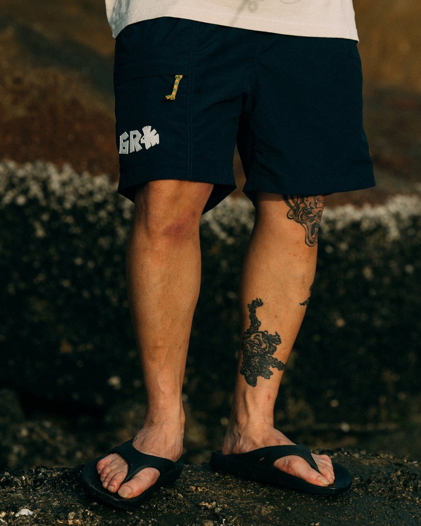 GROCERY x CLUB STUBBORN ULTRA SOUVENIR SHORTS/ HAWAII NAVY - GROGROCERY