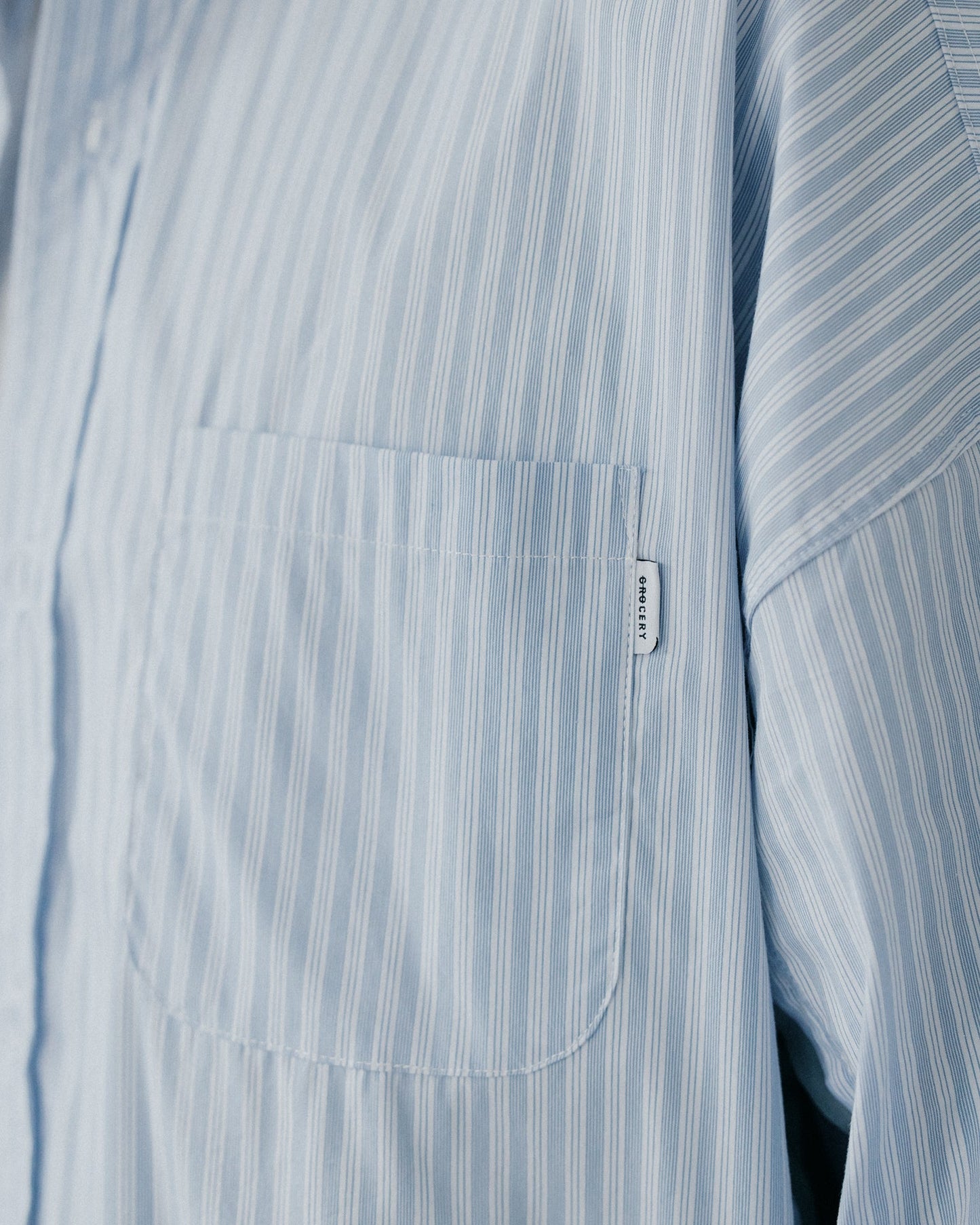 GROCERY ST-015 OVERSIZED PANELED STRIPE SHIRT/ BLUE & NAVY - GROGROCERY