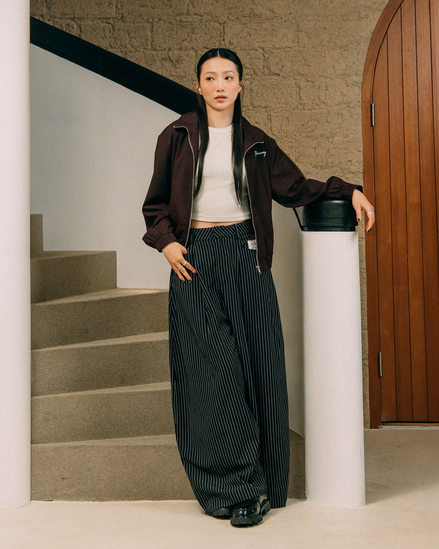 GROCERY WIDE LEG PLEATED STRIPE PANTS/ BLACK