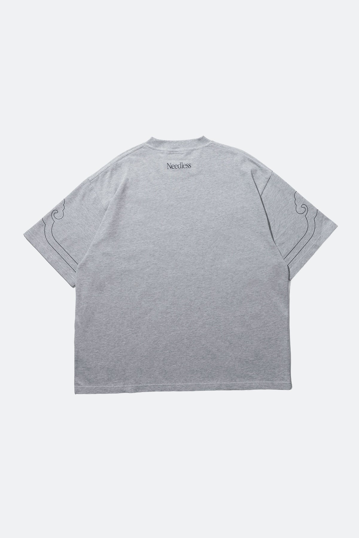 NEEDLESS SS26 CLOUD SIGNATURE TEE/ GREY