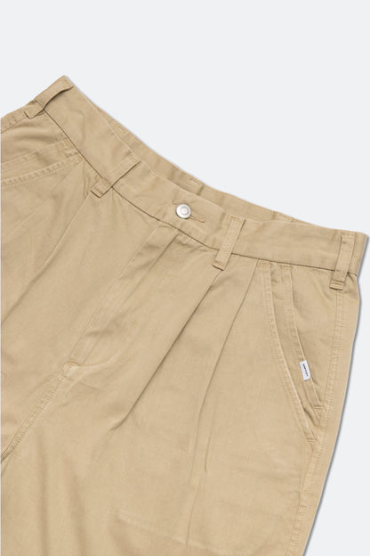 GROCERY WASHED DOUBLE POCKET DISTRESSED CHINO SHORTS/ KHAKI