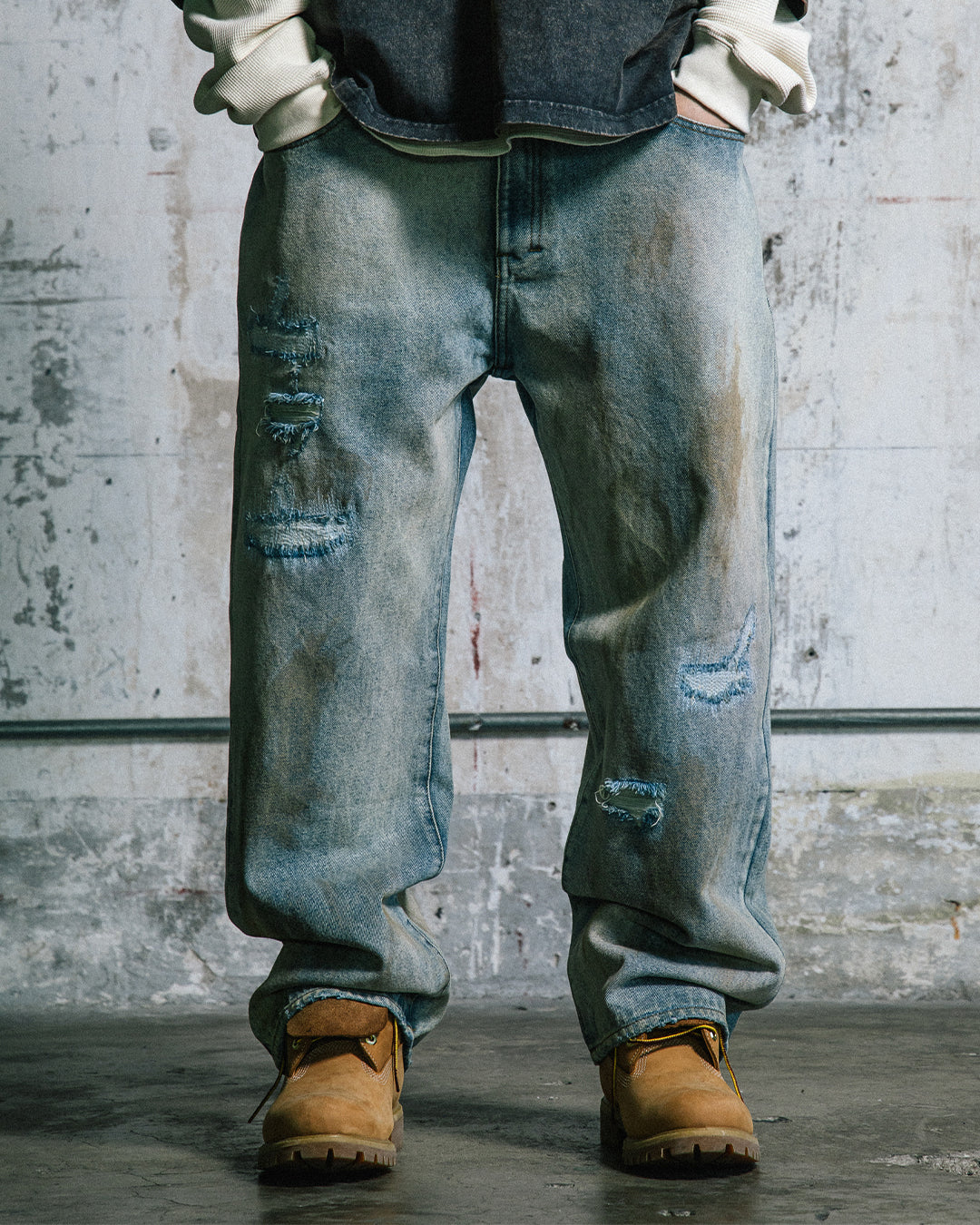 GROCERY PATCH DESTROY DIRTY WASHED BAGGY JEANS/ LIGHT BLUE