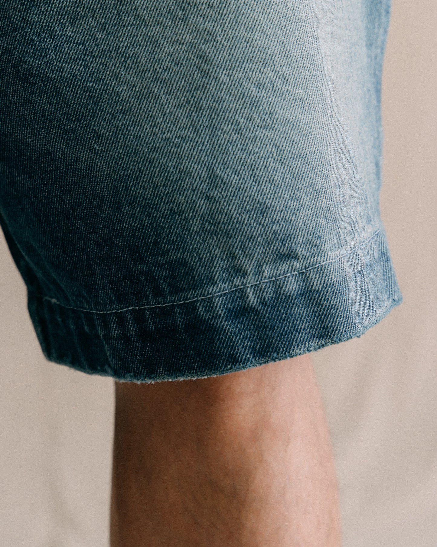 GROCERY G LOGO WASHED DENIM SHORTS/ FADED BLUE