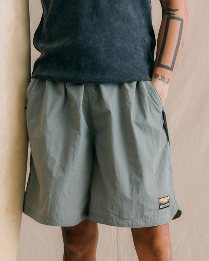 GROCERY DAILY NYLON SHORTS/ GREIGE