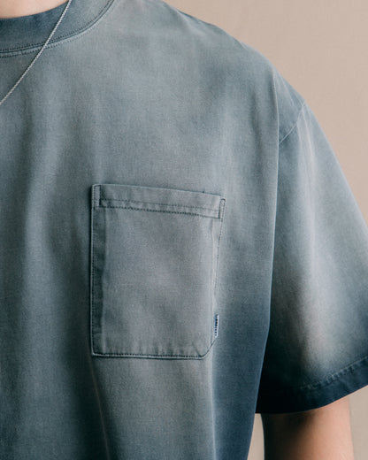 GROCERY WASHED POCKET INVOICE BOXY TEE/ SUN FADE NAVY