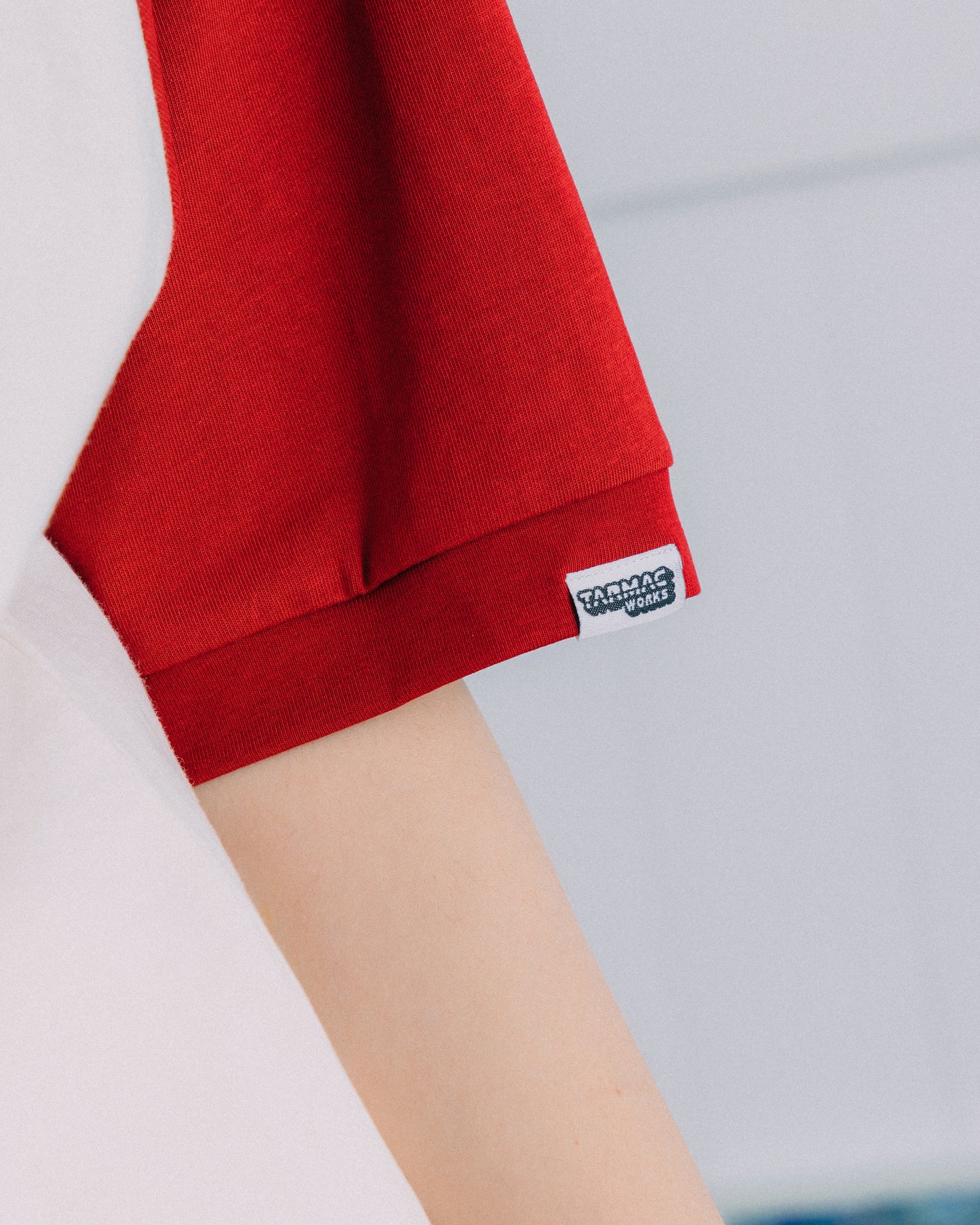 GROCERY | TARMAC | TOY STORY PIZZA PLANET HAND DRAWN RAGLAN TEE/ RED & IVORY