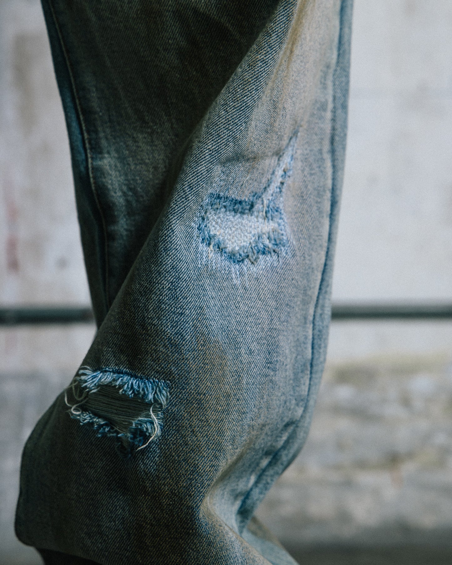 GROCERY PATCH DESTROY DIRTY WASHED BAGGY JEANS/ LIGHT BLUE