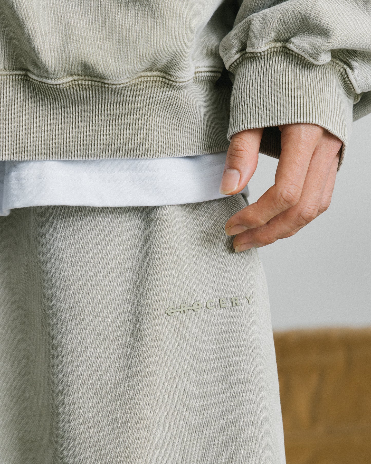 GROCERY BASIC WASHED SWEATPANTS/ GREY OLIVE