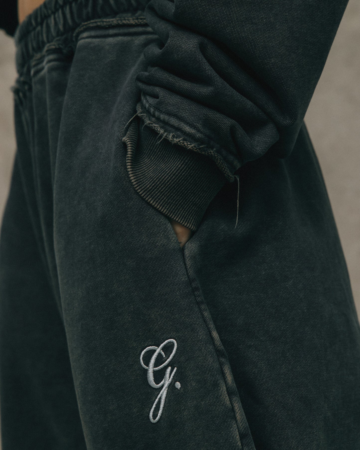 GROCERY SNOW WASHED WIDE LEG SWEATPANTS/ WASHED BLACK