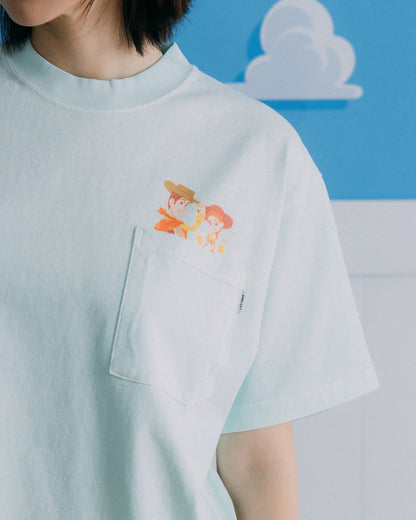 GROCERY | TARMAC | TOY STORY BLAZING TRAILS WASHED GRAPHIC POCKET BOXY TEE/ FADED TIFFANY BLUE