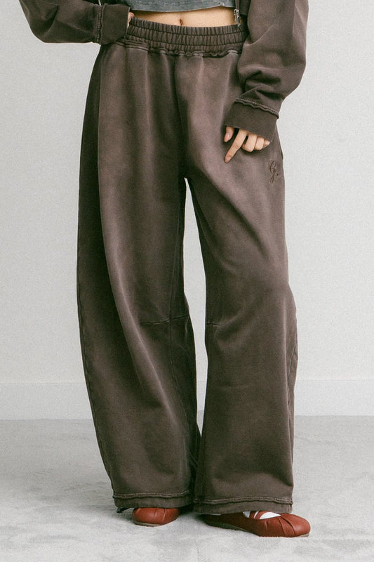 GROCERY FADE WASHED WIDE LEG SWEATPANTS/ WASHED BROWN