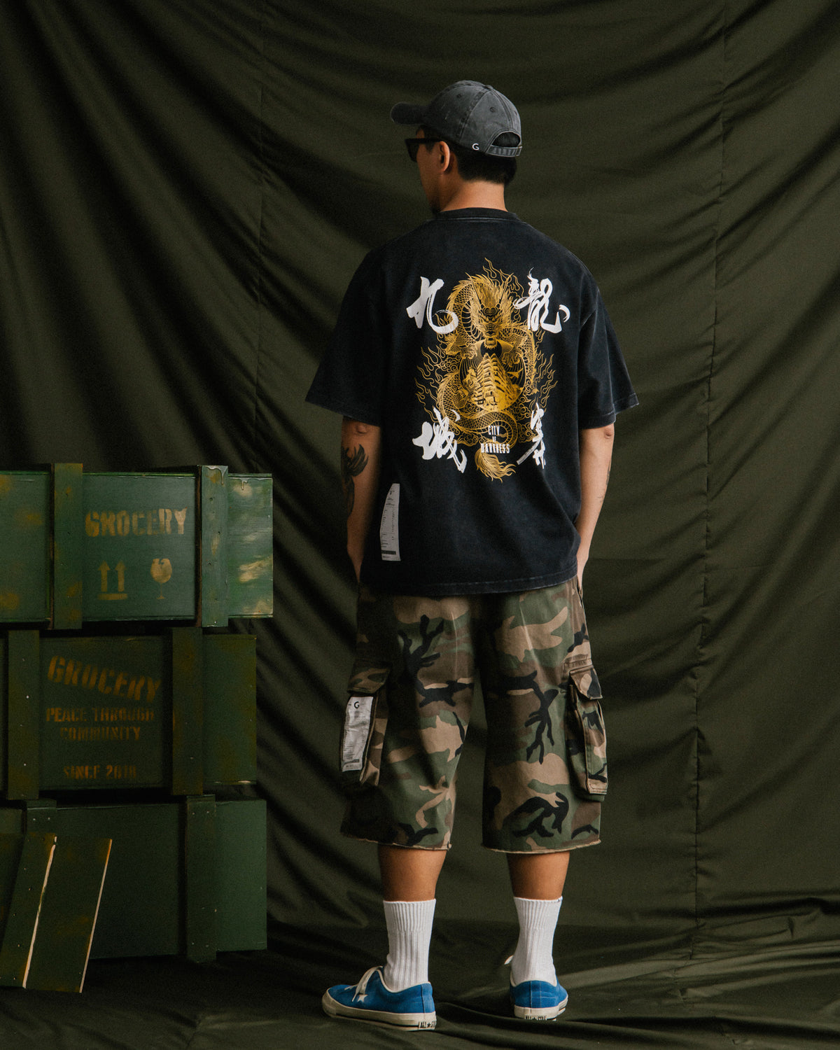 GROCERY x CITY OF DARKNESS GOLDEN DRAGON WASHED GRAPHIC BOXY TEE/ BLACK