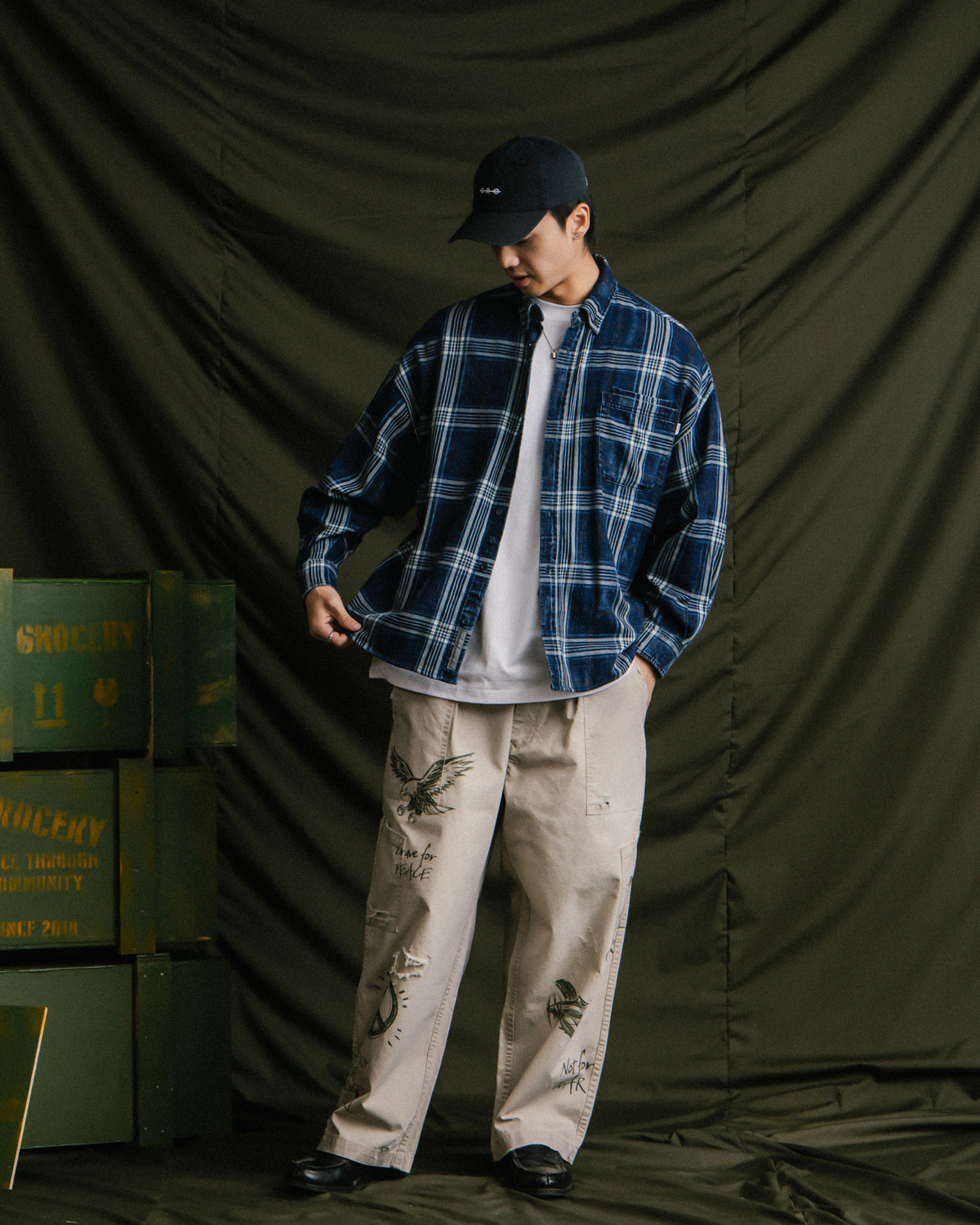 GROCERY VINTAGE WASHED FLANNEL CHECK SHIRT/ NAVY