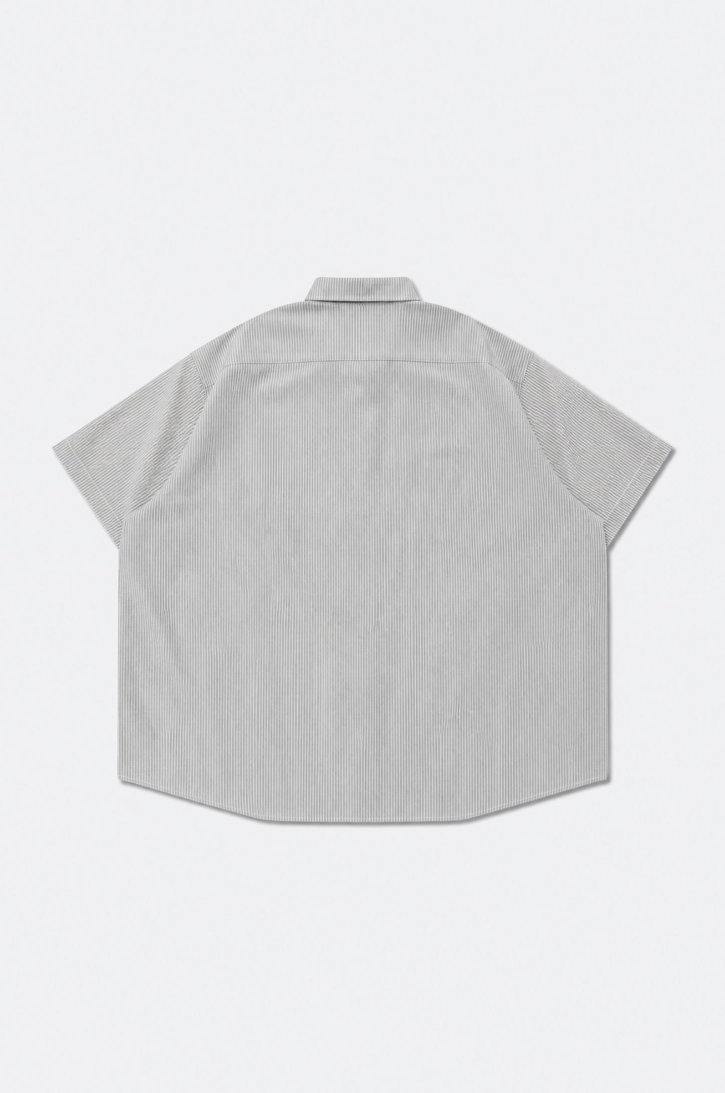 GROCERY POCKET SHORT SLEEVE STRIPE SHIRT/ GREY