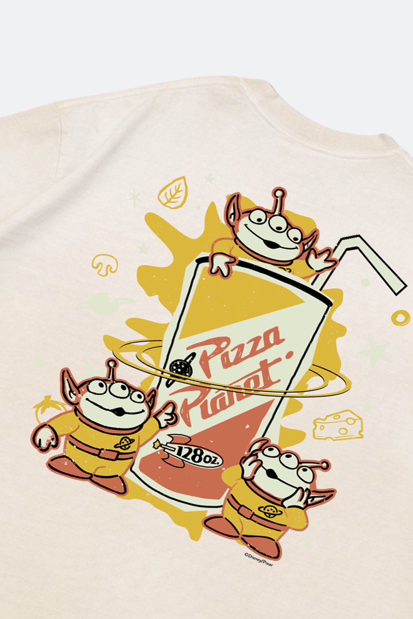 GROCERY | TARMAC | TOY STORY PIZZA PLANET CUP WASHED GRAPHIC BOXY TEE/ CREAM