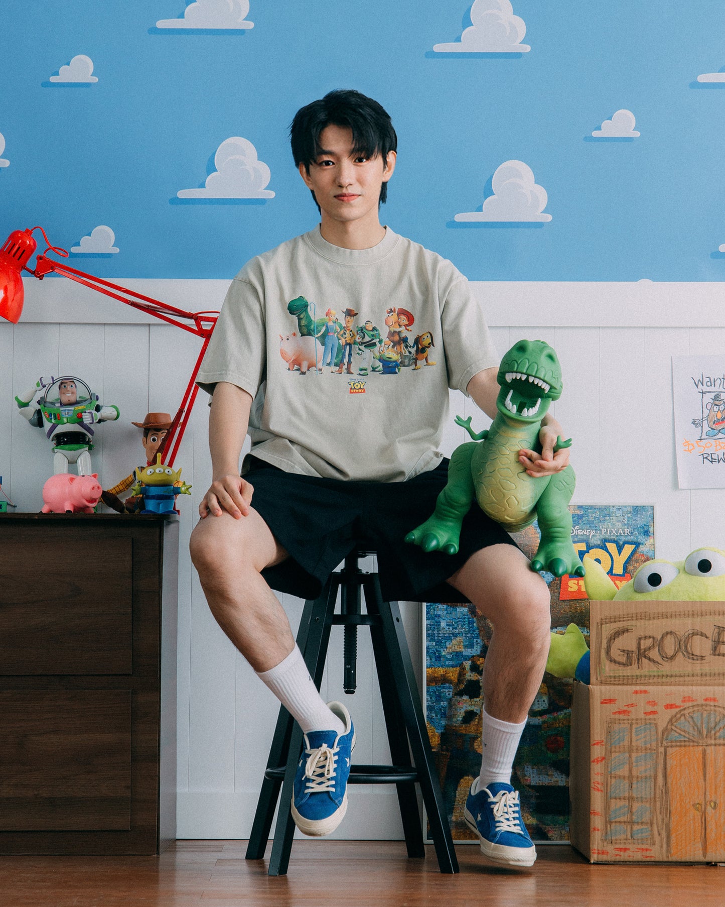 ⁠GROCERY | TARMAC | TOY STORY THE TOYS WASHED GRAPHIC BOXY TEE/ GREY OLIVE