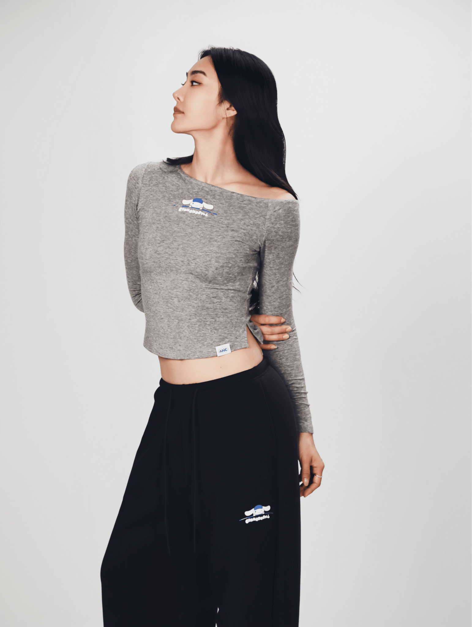 Aim Higher Club ♥ Cinnamoroll On The Bar Drop Shoulder Women Soft Top/ Flecking Grey - GROGROCERY