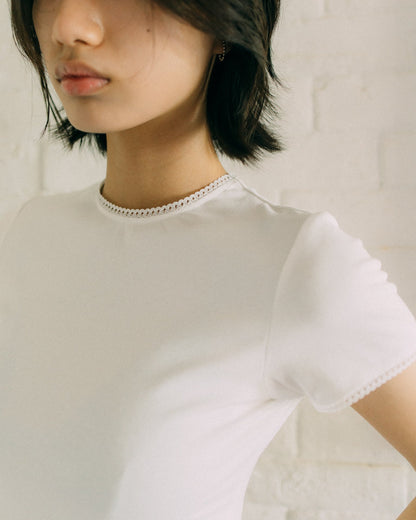 Aim Higher Club Core Lace-trim Women Tee/ Off White - GROGROCERY