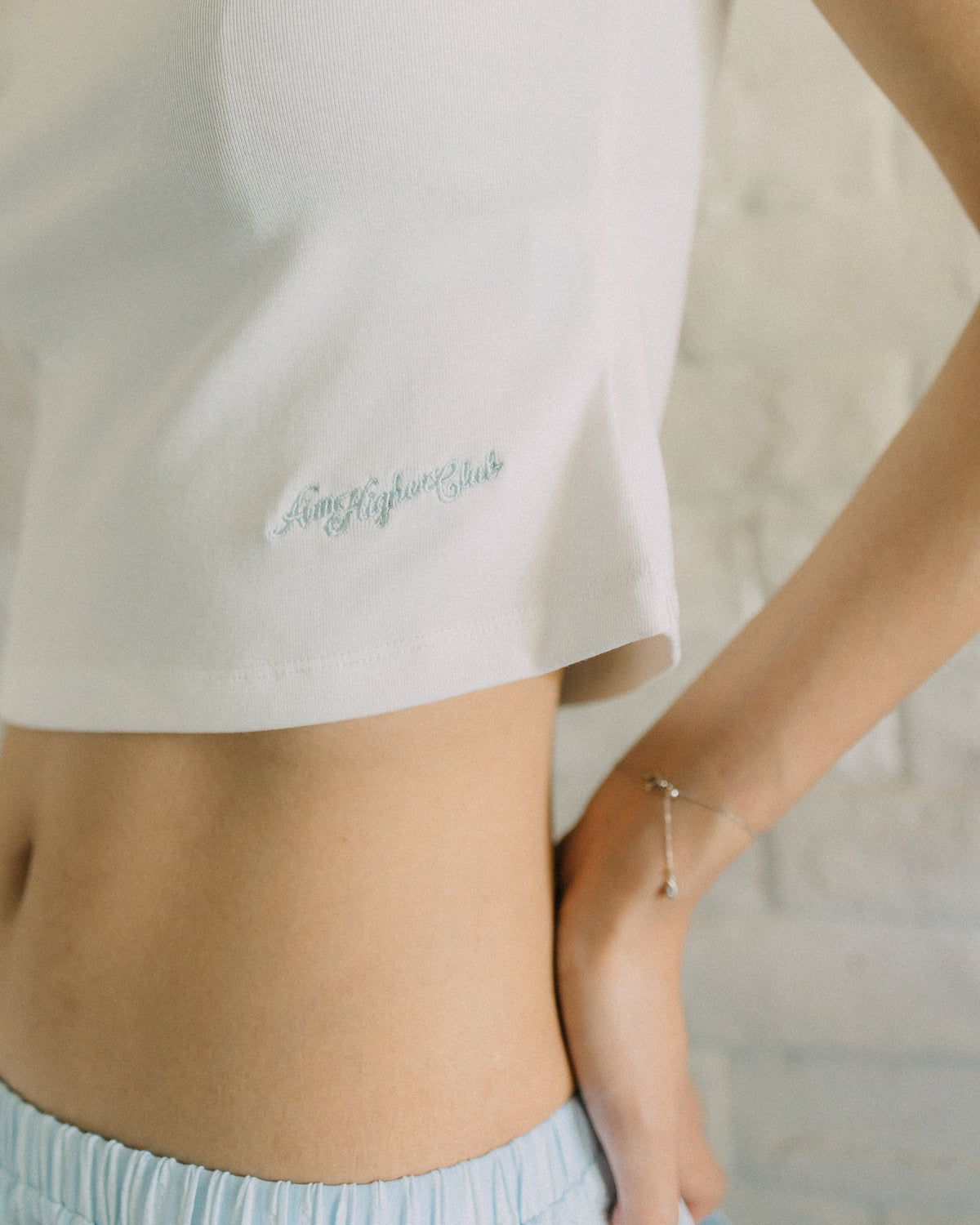 Aim Higher Club Core Lace-trim Women Tee/ Off White - GROGROCERY