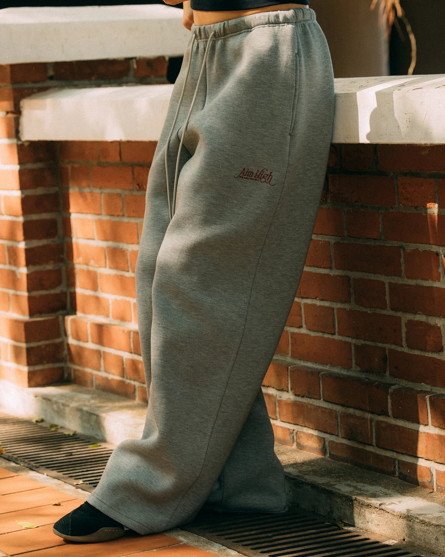 Aim Higher Club Faculty of Sports Unisex Soft Curved Sweatpants/ Flecking Grey - GROGROCERY