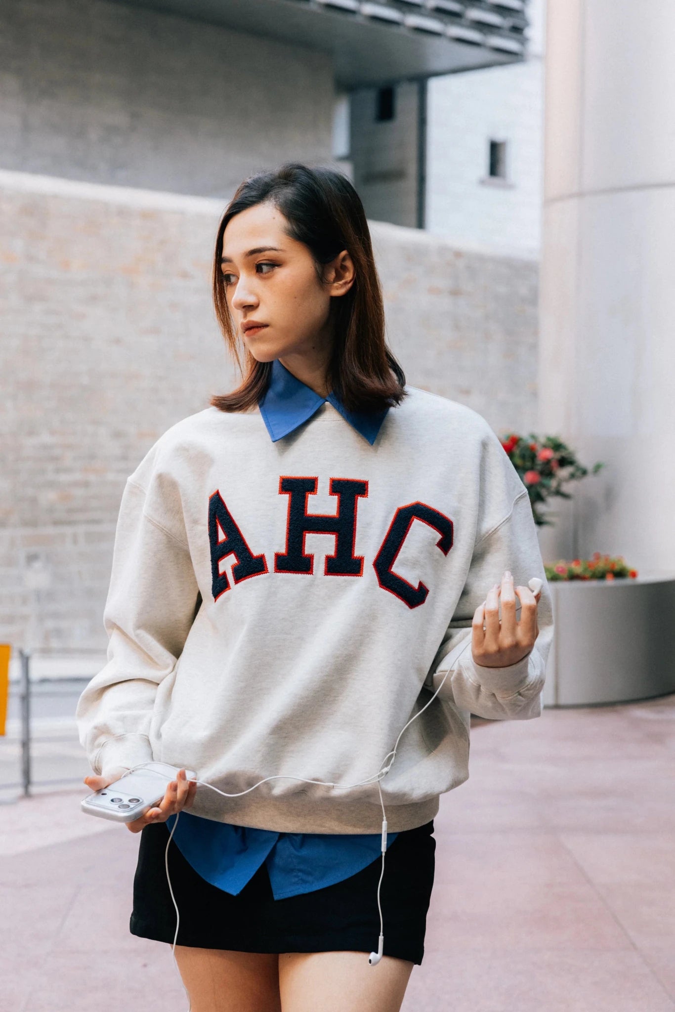 Aim Higher Club Terry Patch College Crewneck Sweatshirt/ Oat - Navy - Red - GROGROCERY