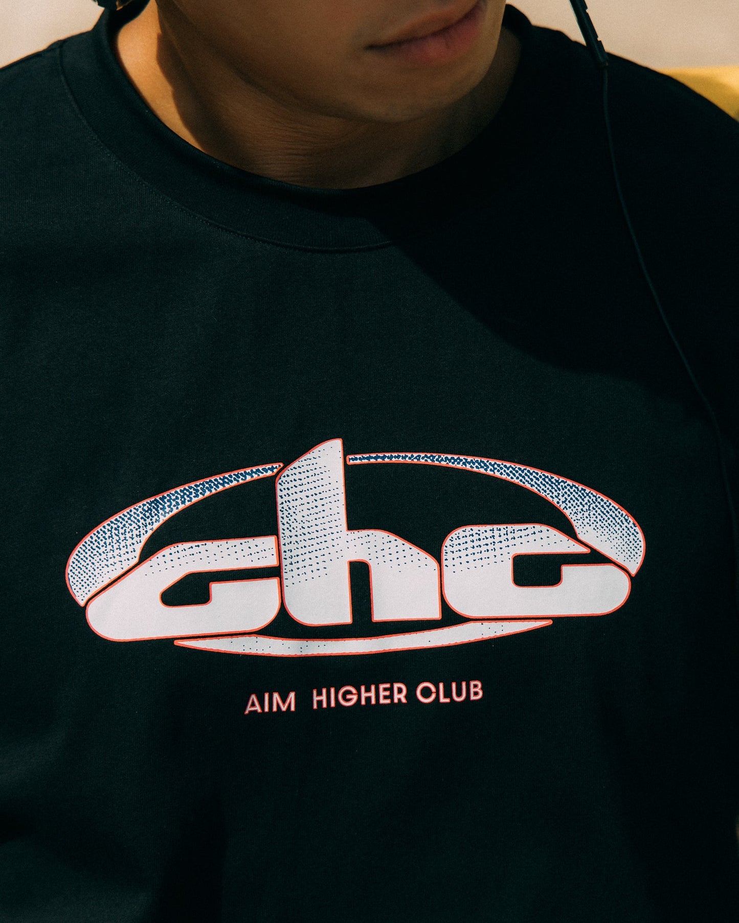 Aim Higher Club Track Retro Logo Tee/ Black - GROGROCERY