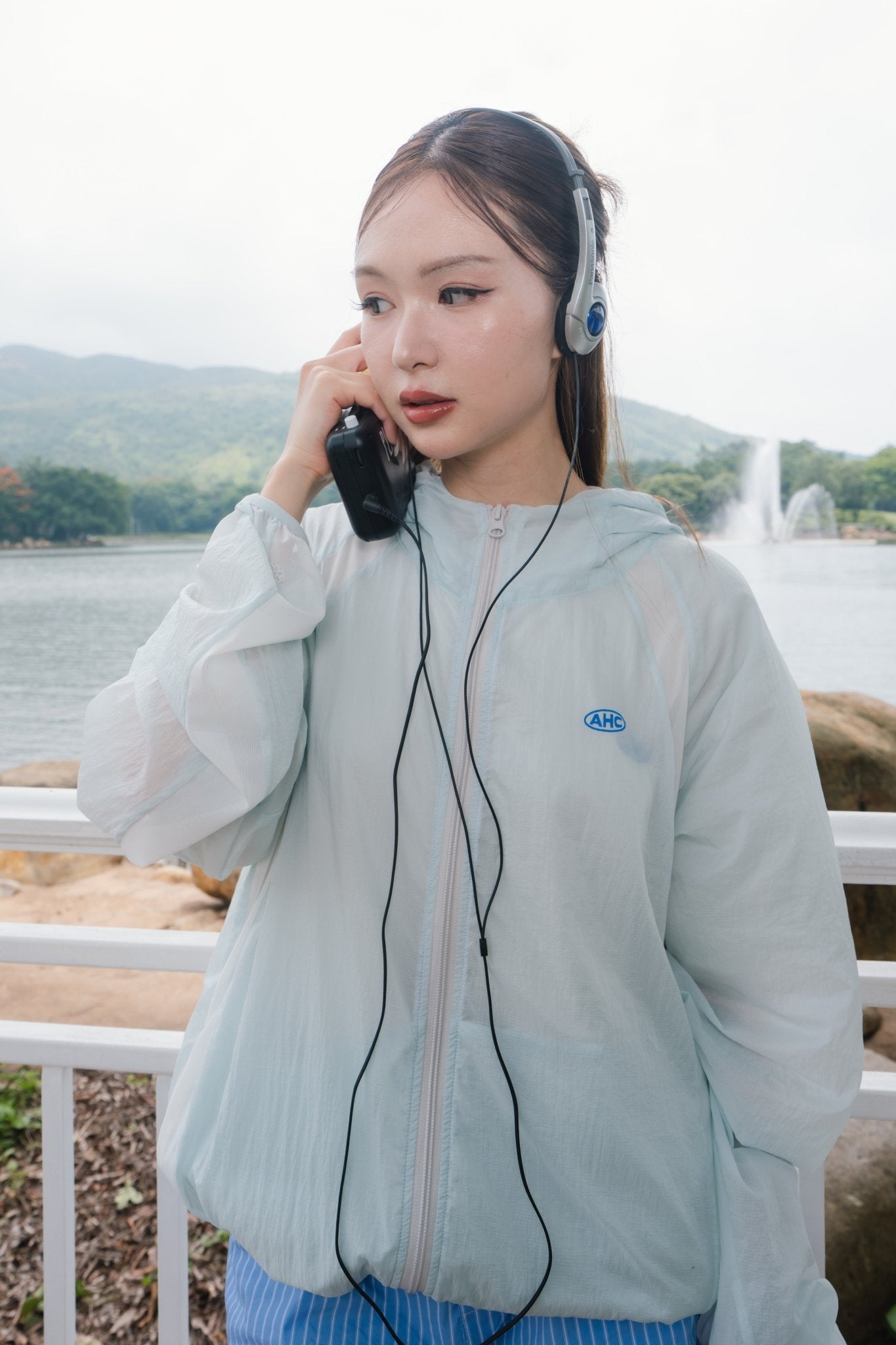 Aim Higher Club Ultra-Lightweight Unisex Windbreaker/ Ice Blue - GROGROCERY