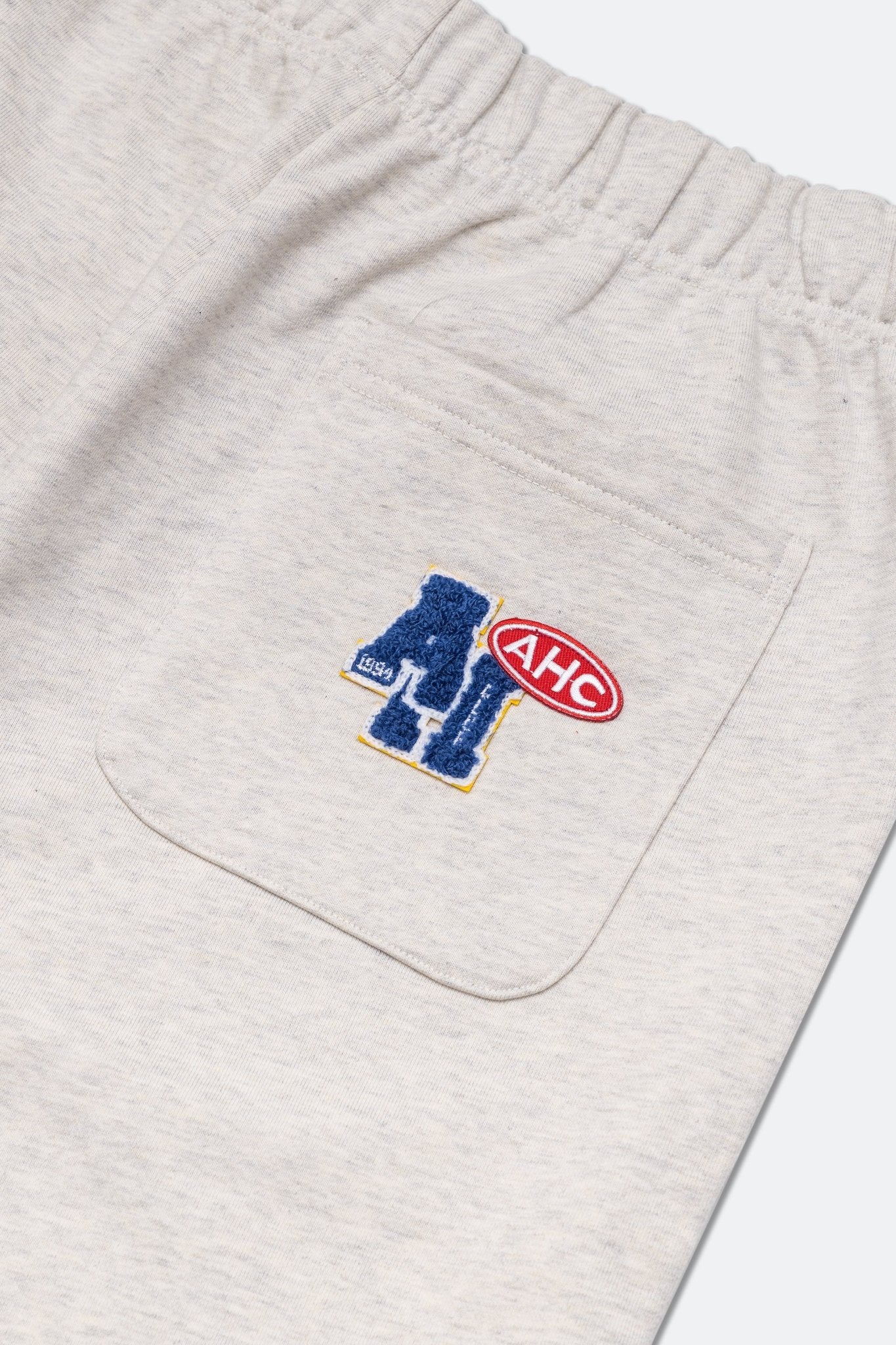 Aim Higher Club Unisex College Badge Sweatpants / Oat - GROGROCERY