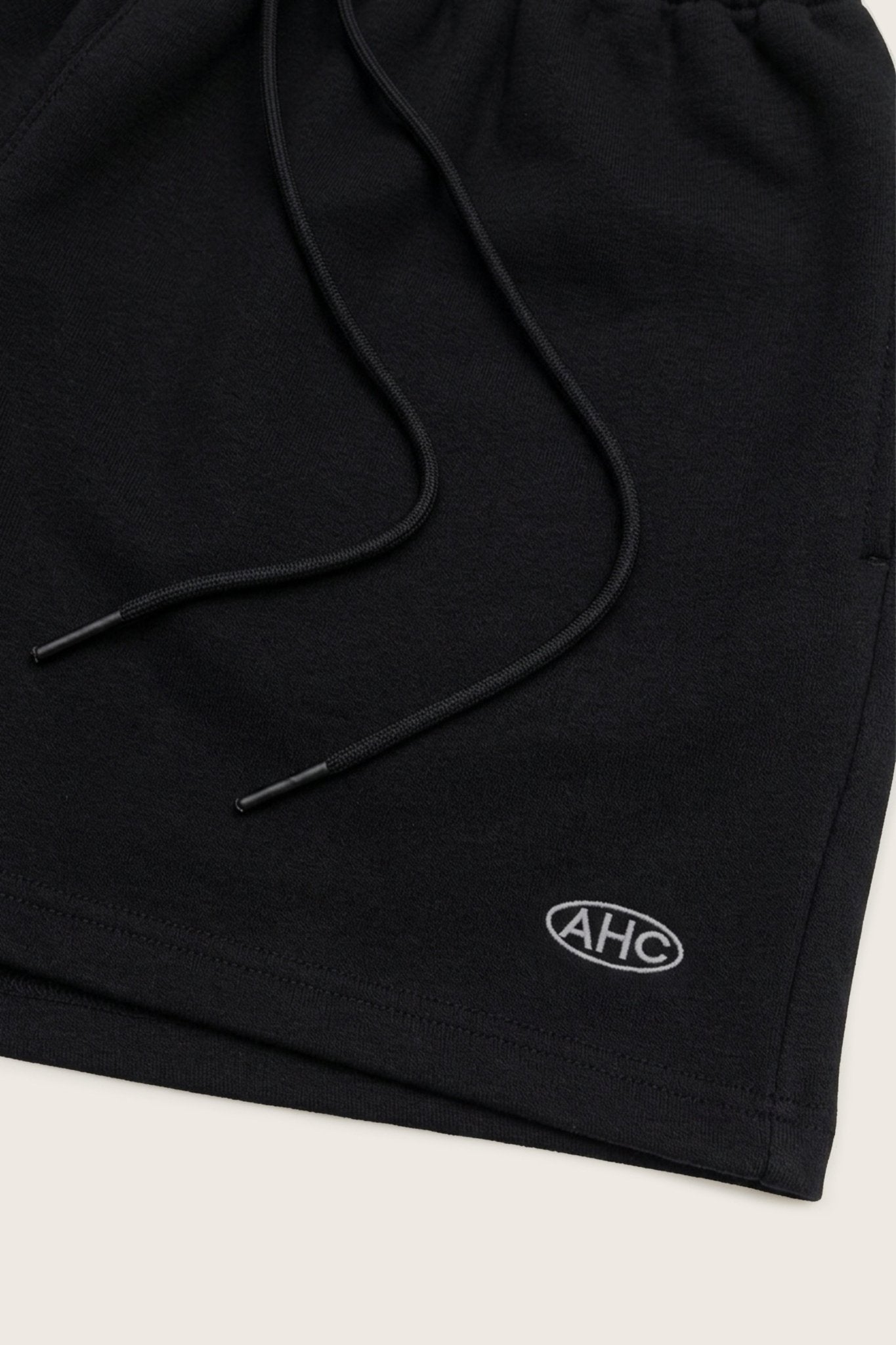 Aim Higher Club Unisex Sweat Shorts/ Black - GROGROCERY