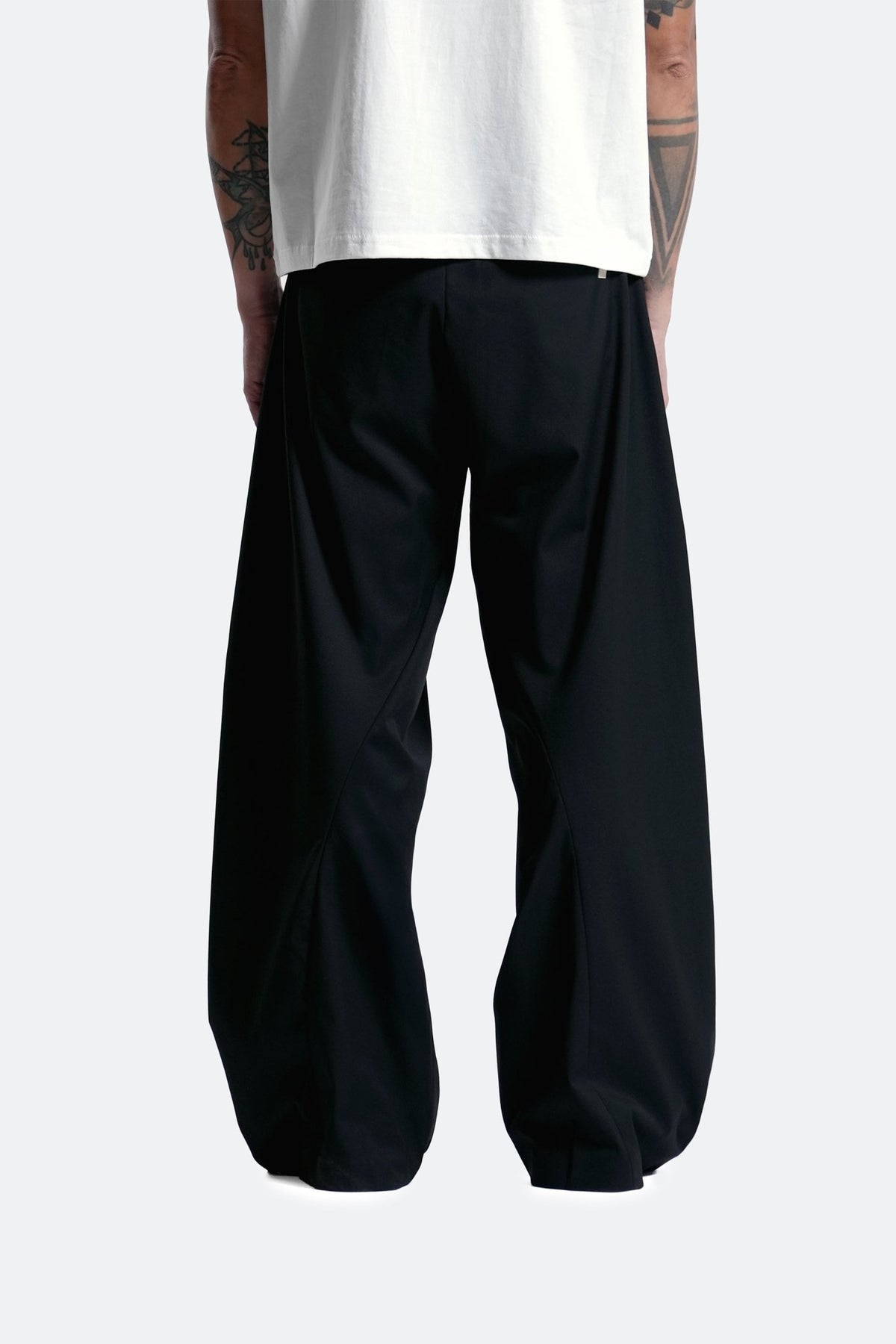 (empty) manual co. 3D tailored pants/ black - GROGROCERY