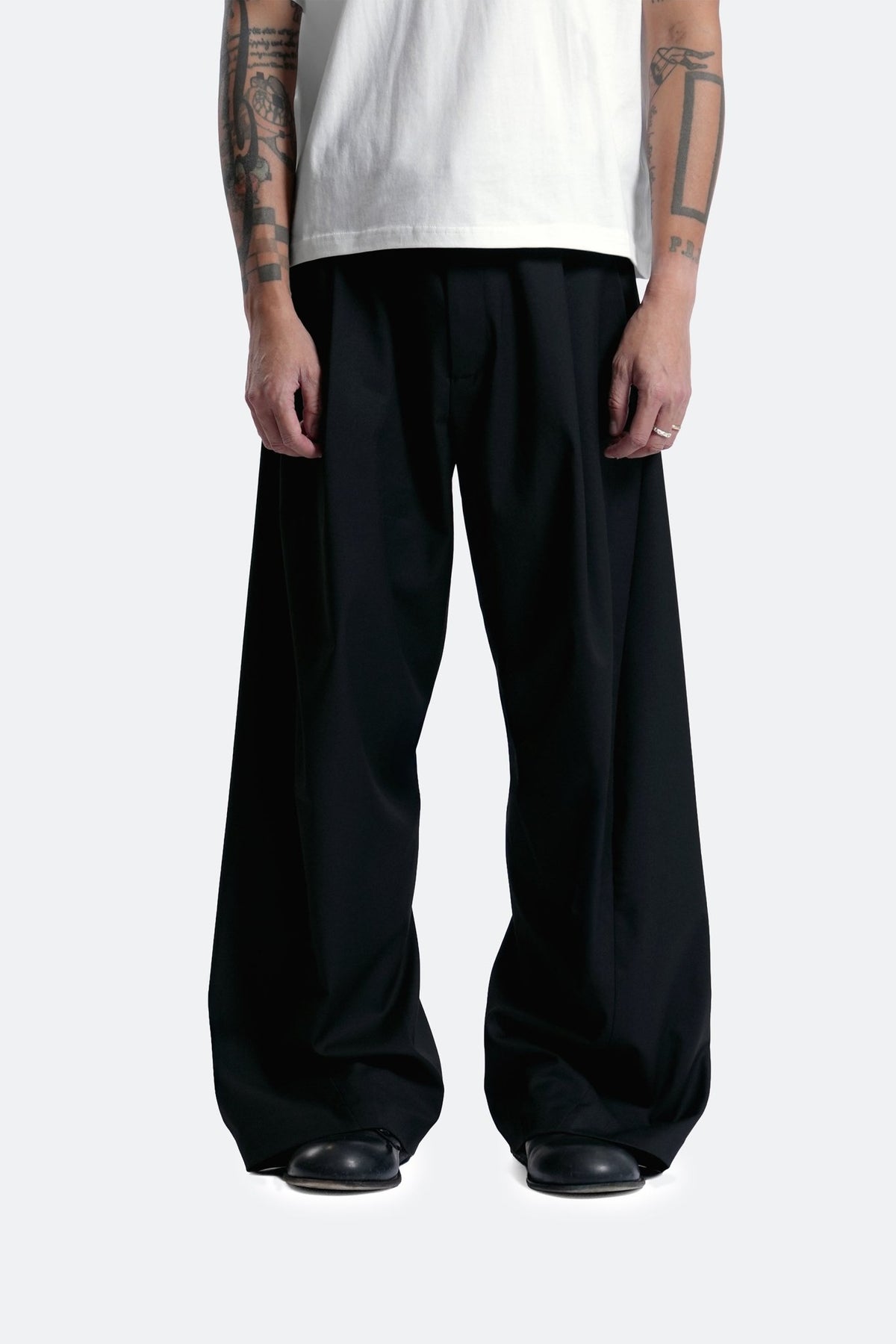 (empty) manual co. 3D tailored pants/ black - GROGROCERY