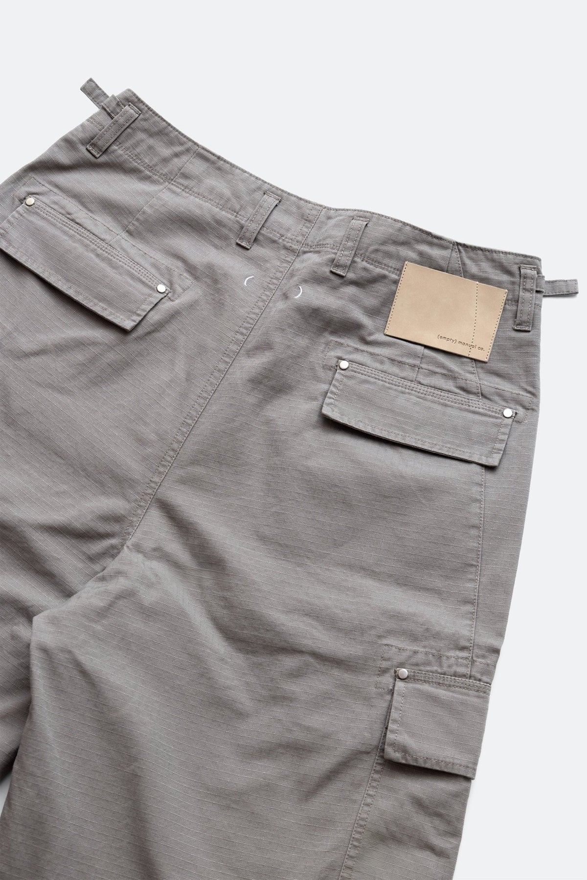 (empty) manual co. 7 pockets cargo shorts/ light washed grey - GROGROCERY