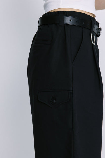 (empty) manual co. pleated bermuda shorts/ black - GROGROCERY