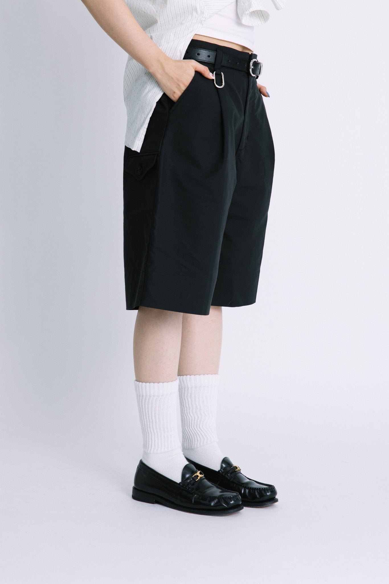 (empty) manual co. pleated bermuda shorts/ black - GROGROCERY