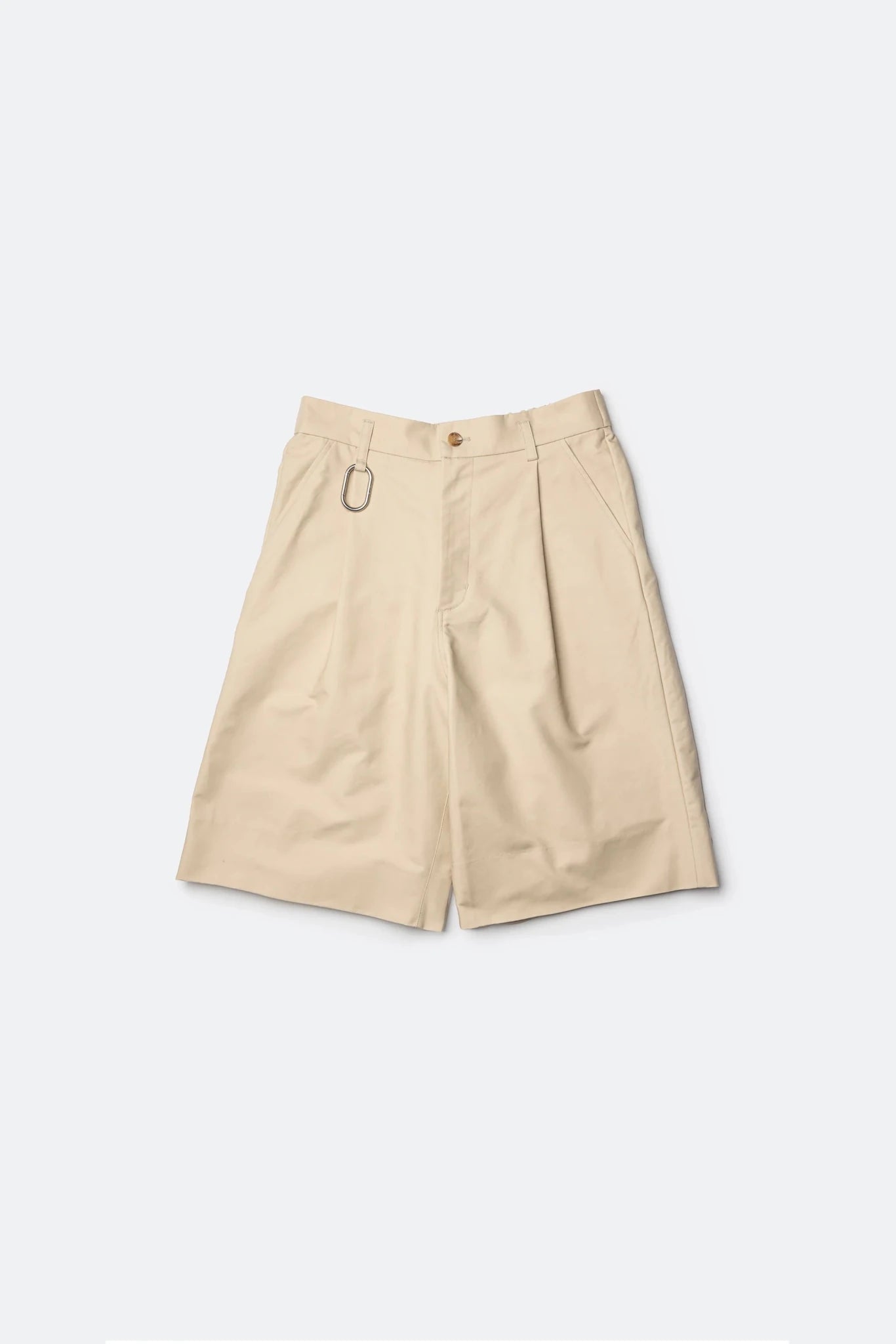 (empty) manual co. pleated bermuda shorts/ light beige - GROGROCERY