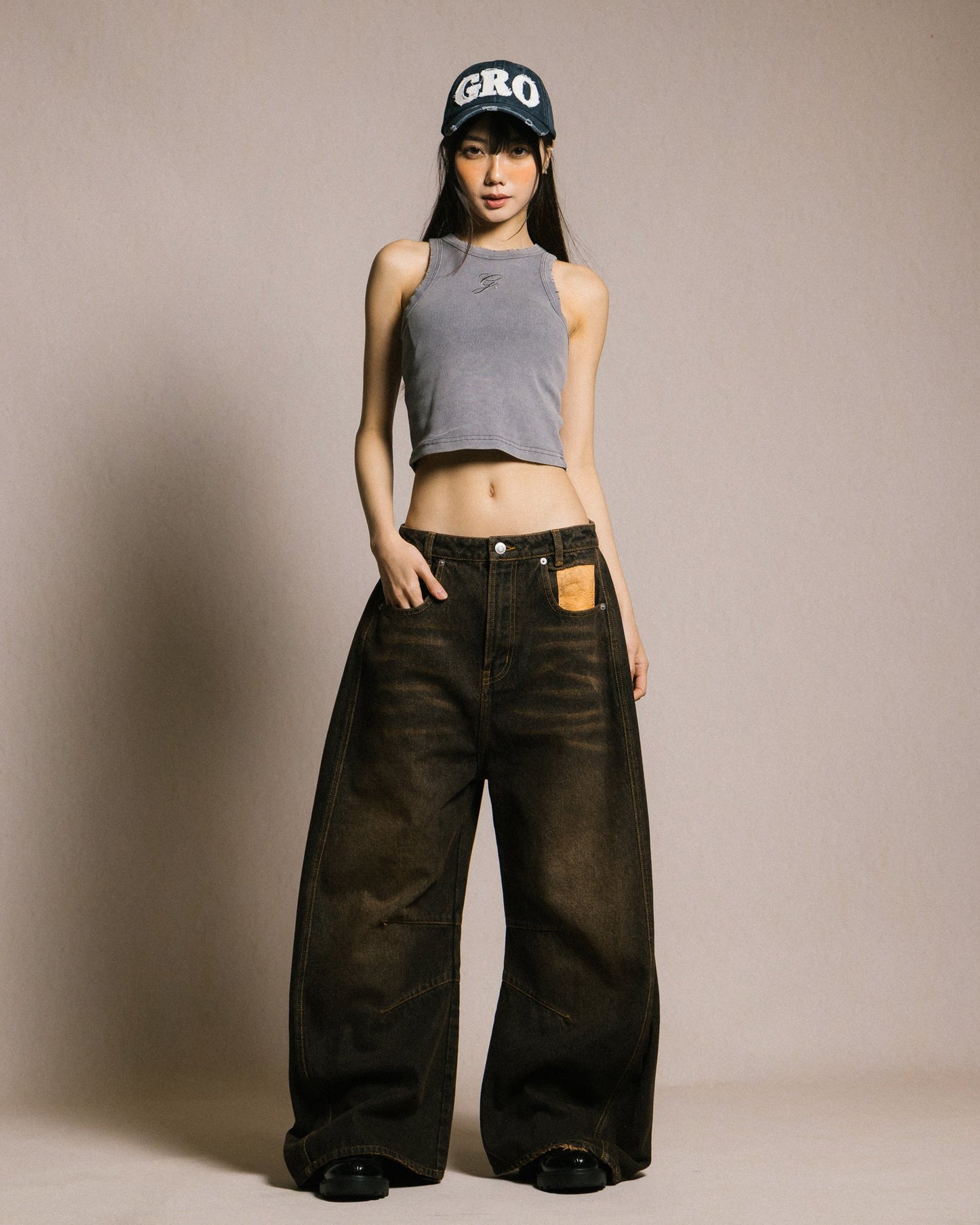 GROCERY ACID WASHED BARREL JEANS/ BROWN - GROGROCERY