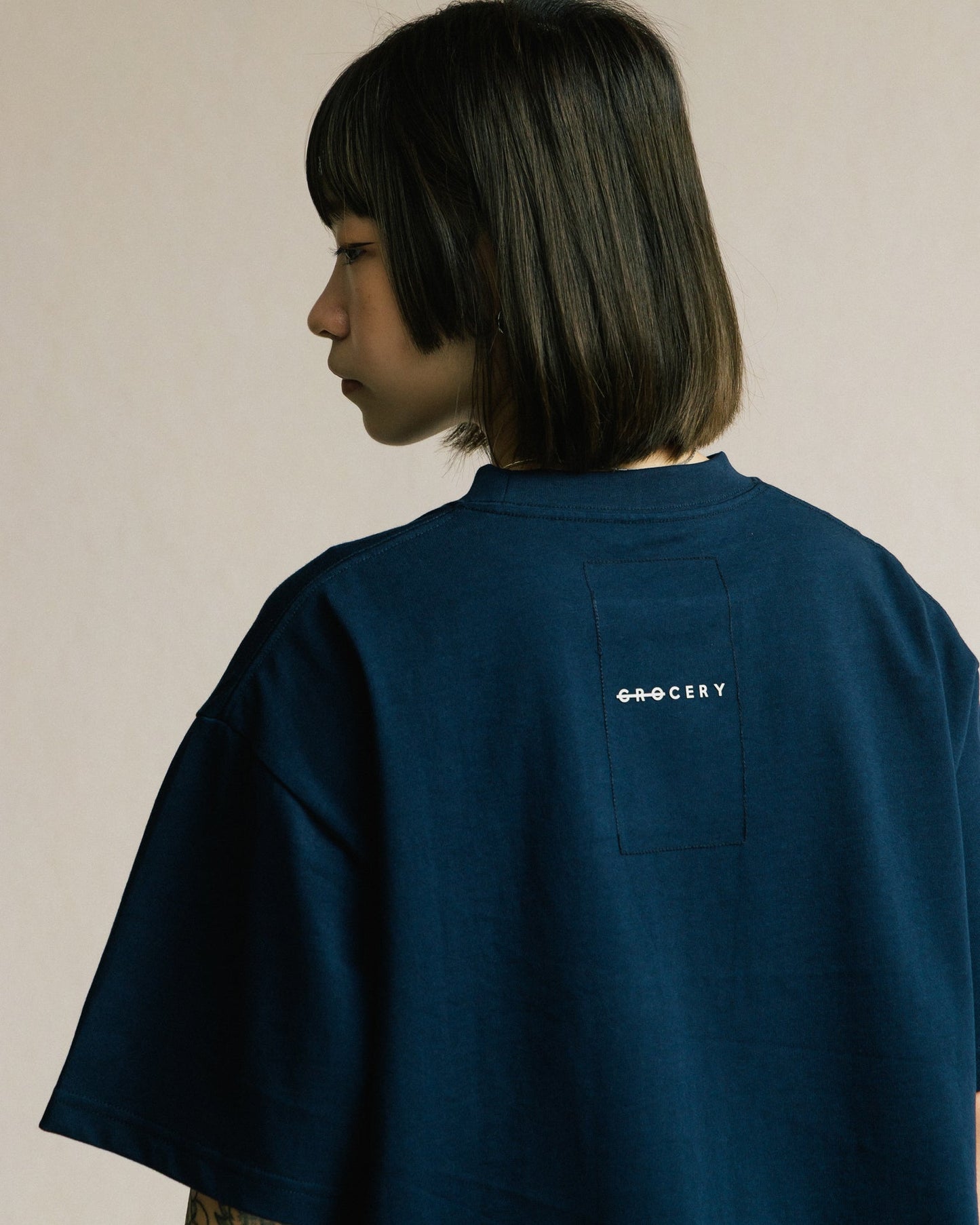 GROCERY BASIC BOXY TEE/ NAVY - GROGROCERY