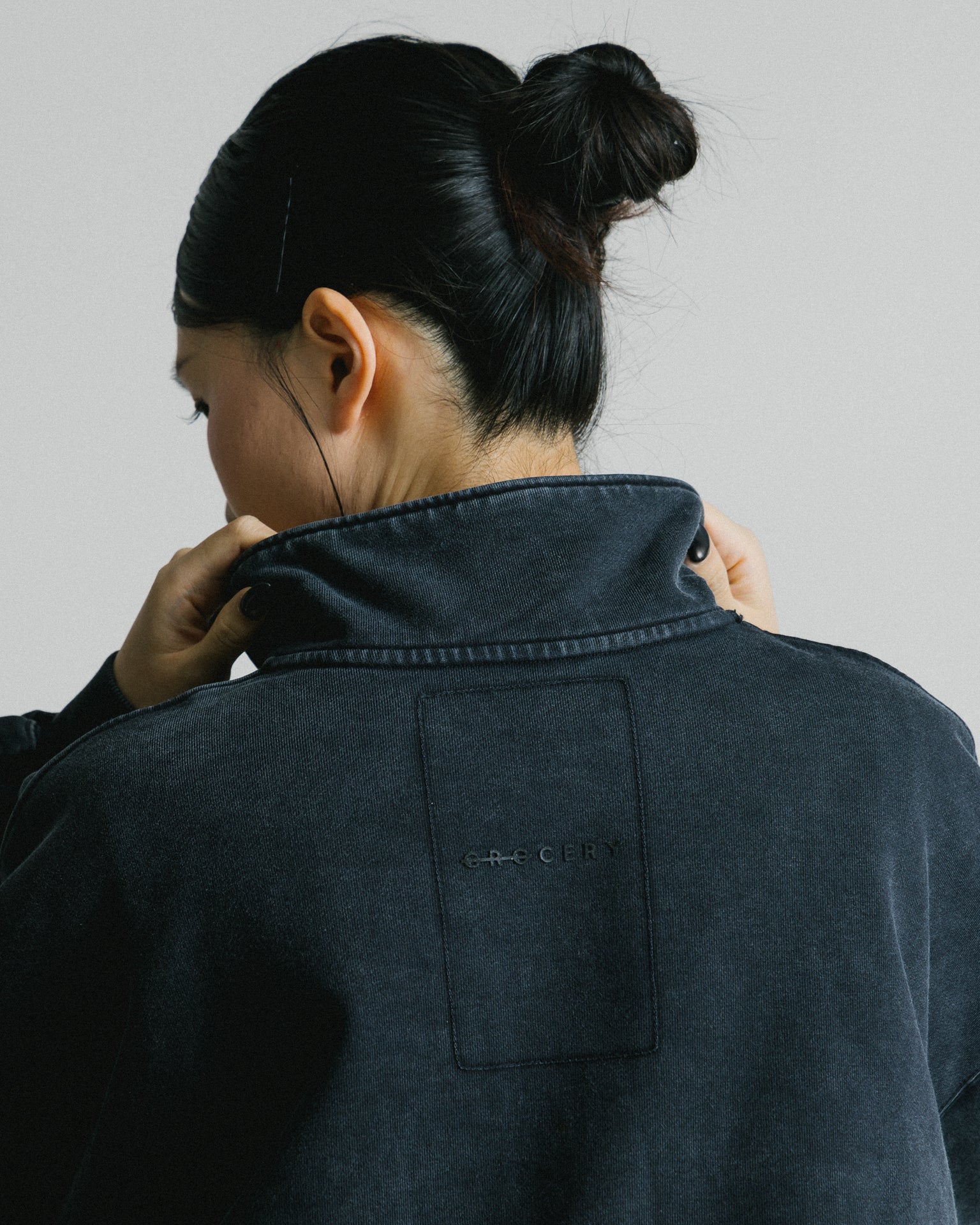 GROCERY BASIC WASHED HALF ZIP SWEATER/ BLACK - GROGROCERY