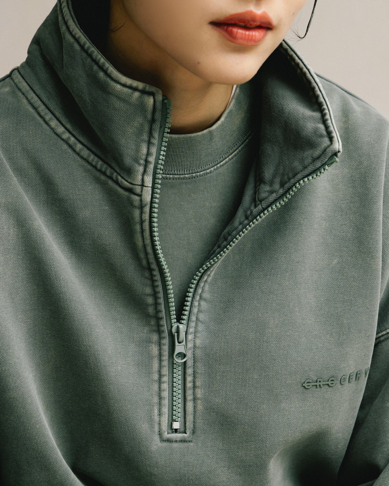 GROCERY BASIC WASHED HALF ZIP SWEATER/ HUNTER GREEN - GROGROCERY