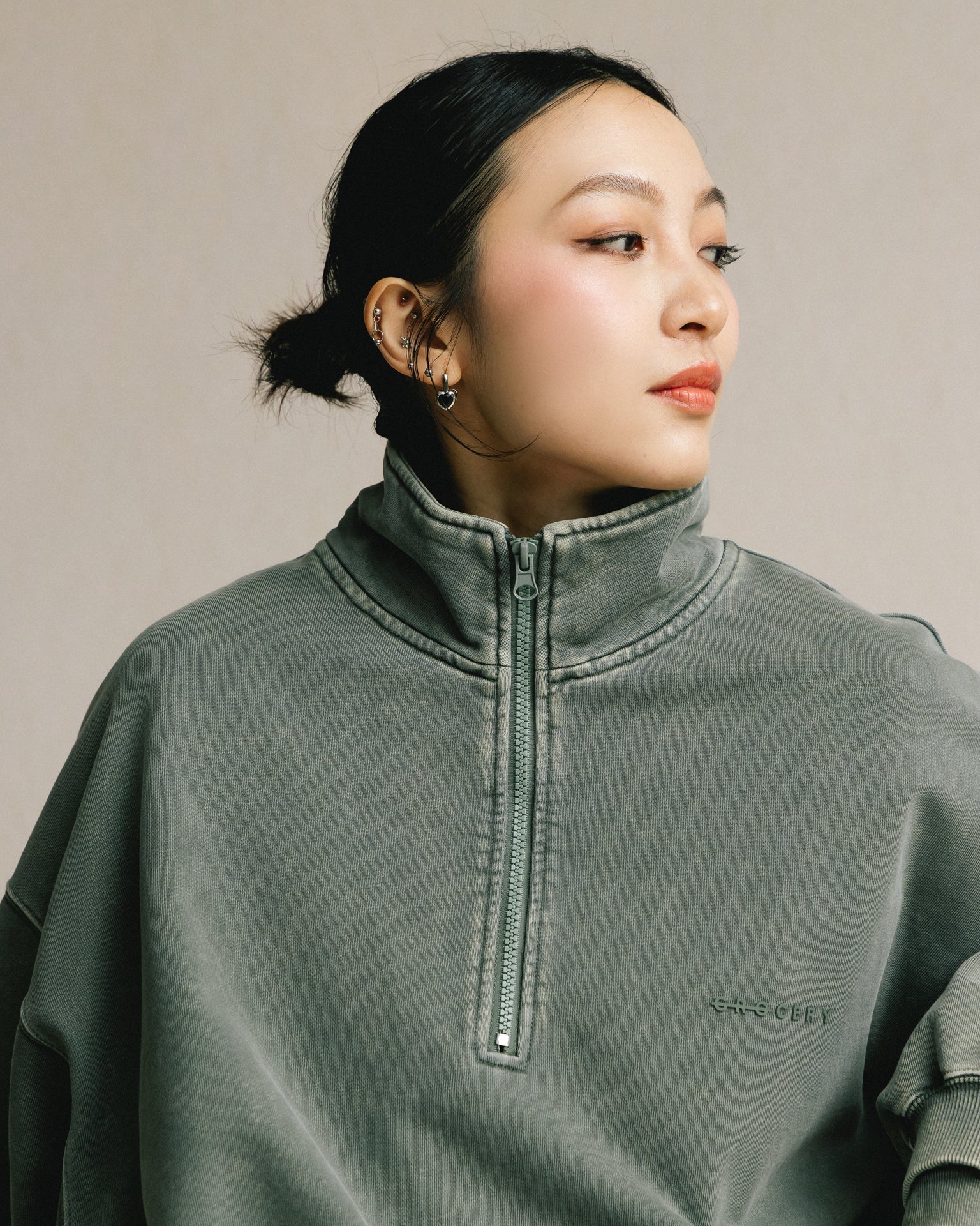 GROCERY BASIC WASHED HALF ZIP SWEATER/ HUNTER GREEN - GROGROCERY