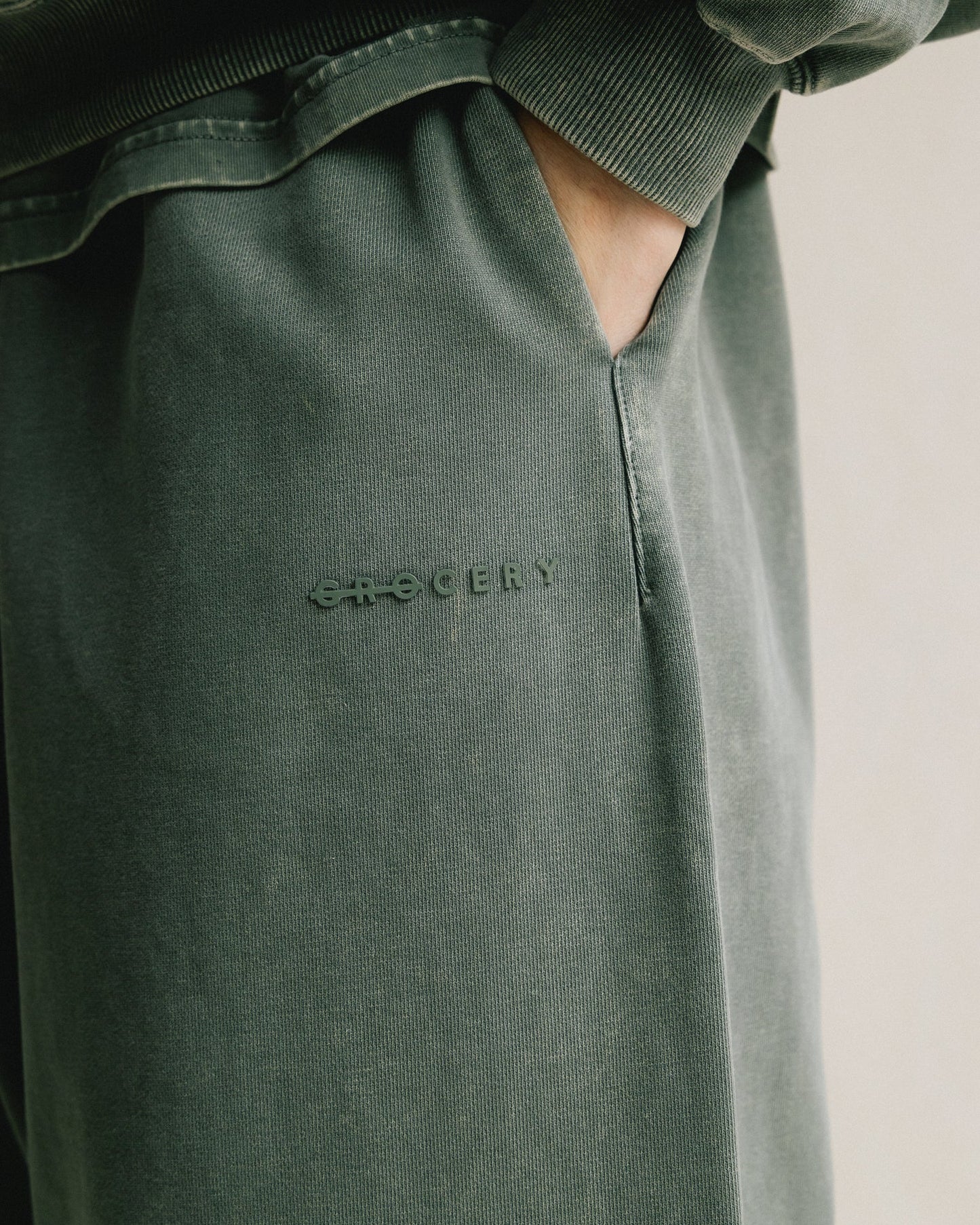 GROCERY BASIC WASHED SWEATPANTS/ HUNTER GREEN - GROGROCERY