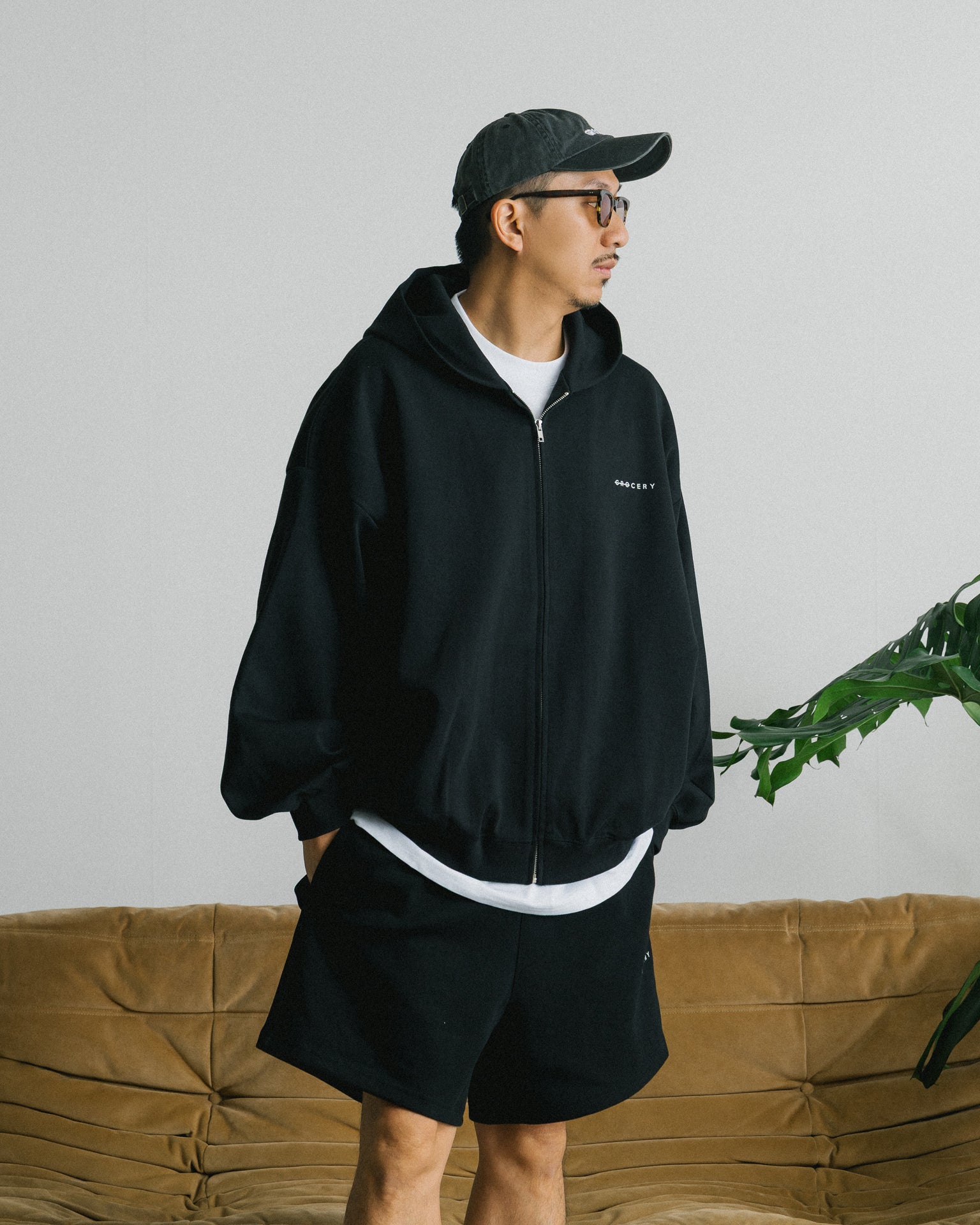 GROCERY BASIC ZIP UP HOODIE/ BLACK - GROGROCERY