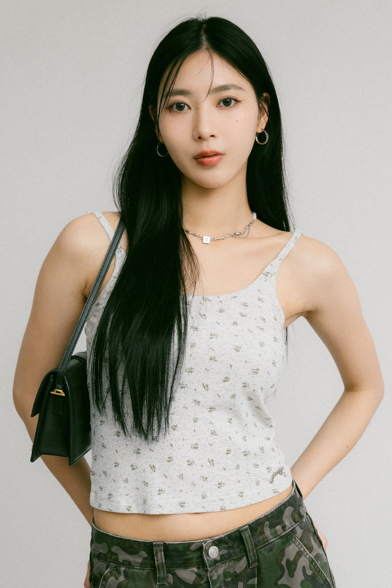 GROCERY CAMISOLE TANK TOP/ GREY FLORAL - GROGROCERY
