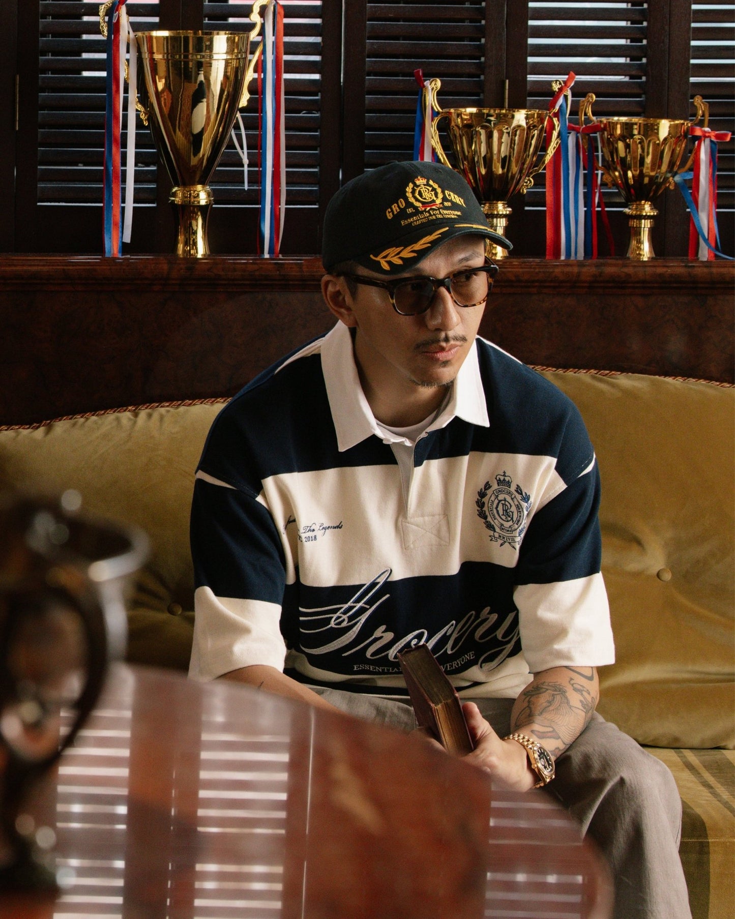 GROCERY COLLEGE EMBLEM EMBROIDERY LOGO STRIPE POLO SHIRT/ CREAM & NAVY - GROGROCERY